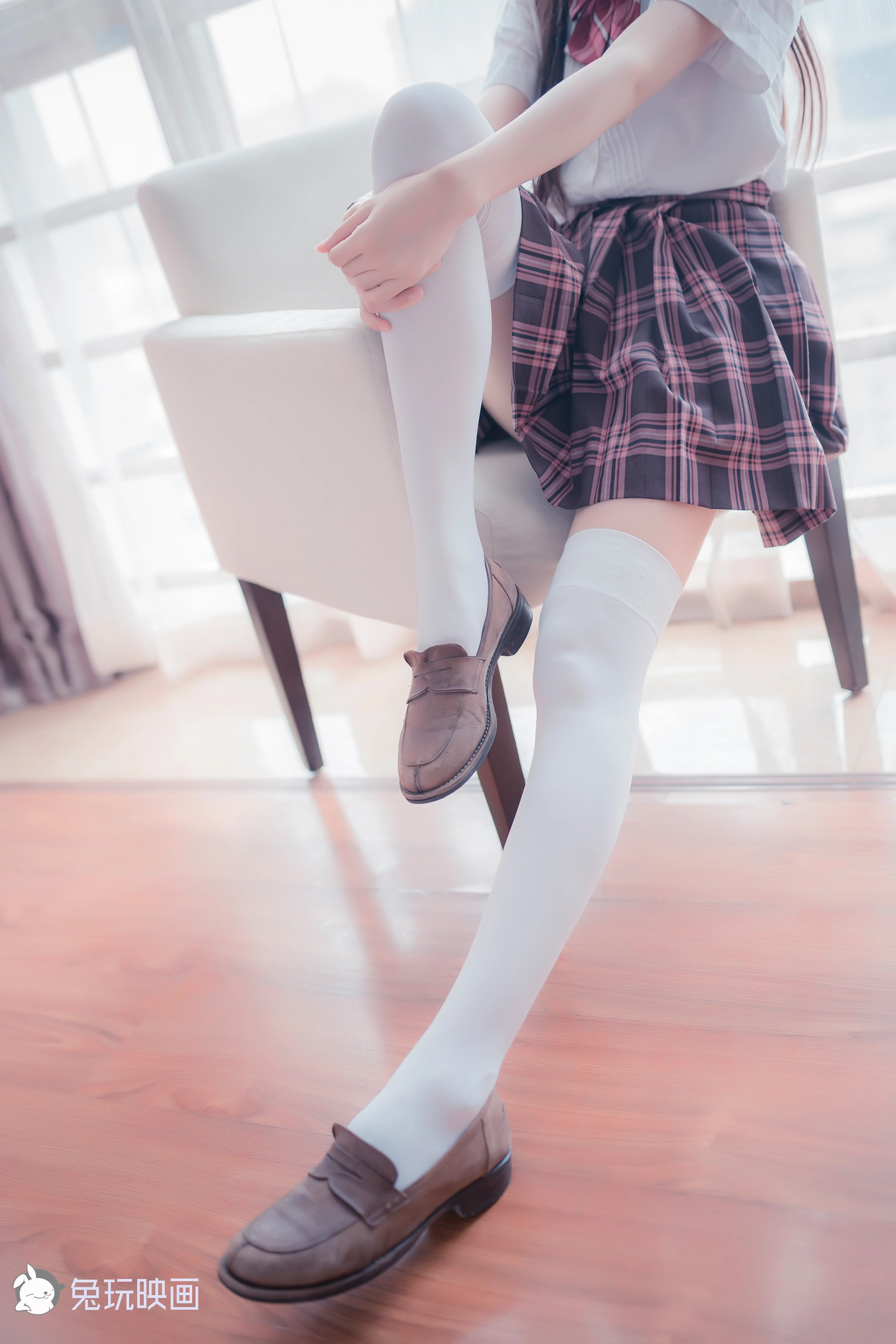 C07.005 窗边的小细腿 [43P-95MB]