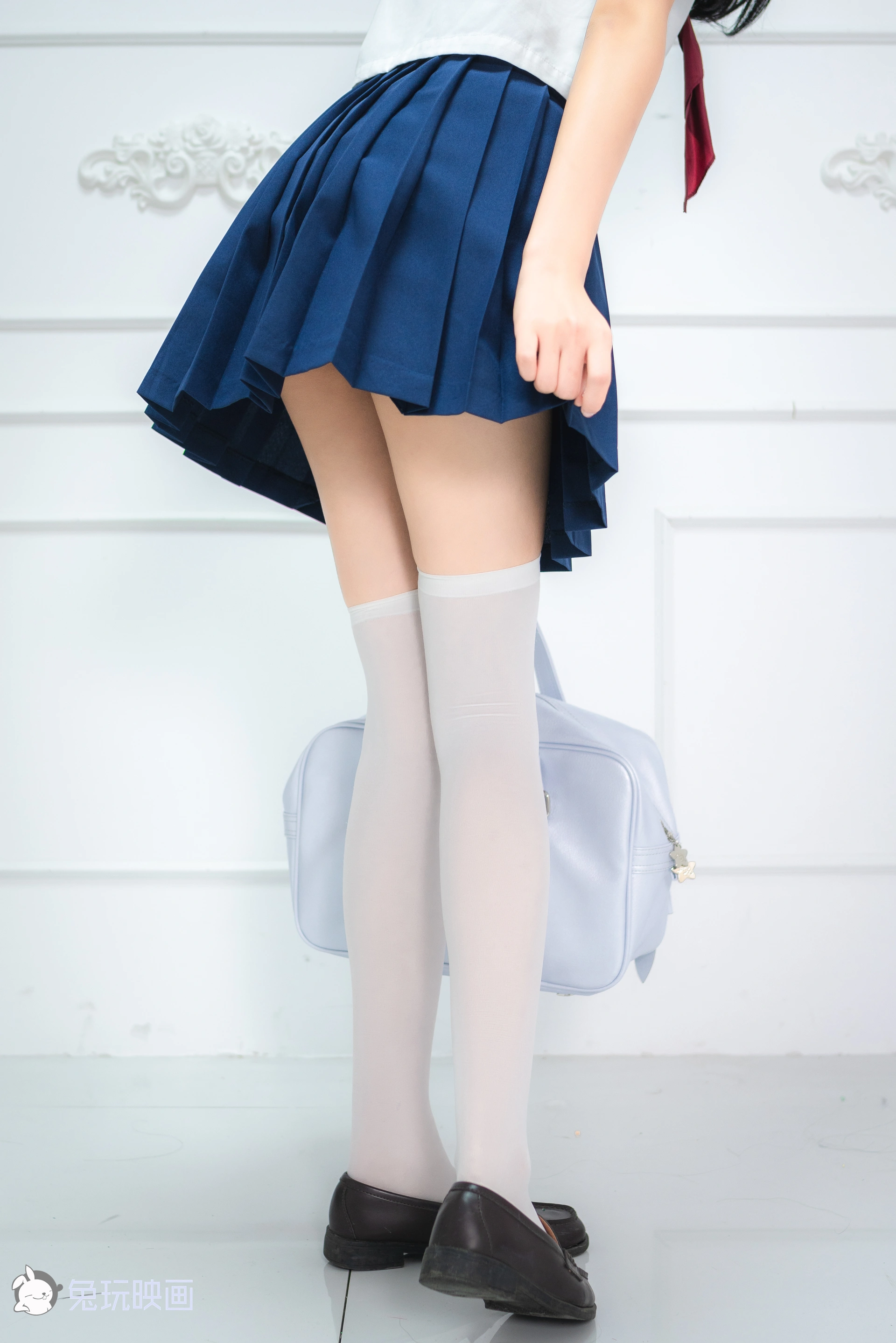 VOL.012 白丝恋歌 [44P-382MB]