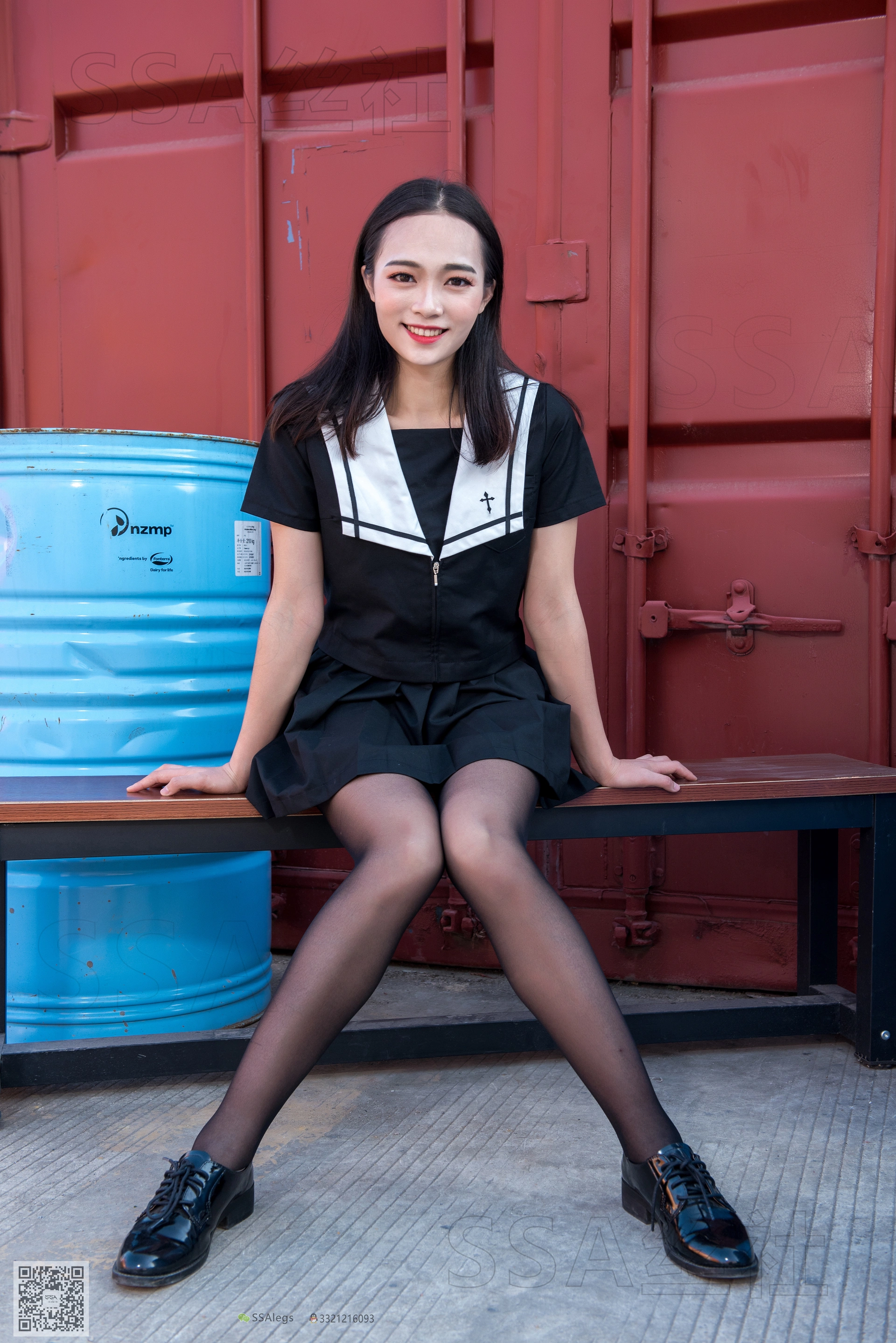 SSA丝社 超清写真 NO.049 小凤 笑容甜美小凤逛街回家沙发小憩[99P-1.69GB]
