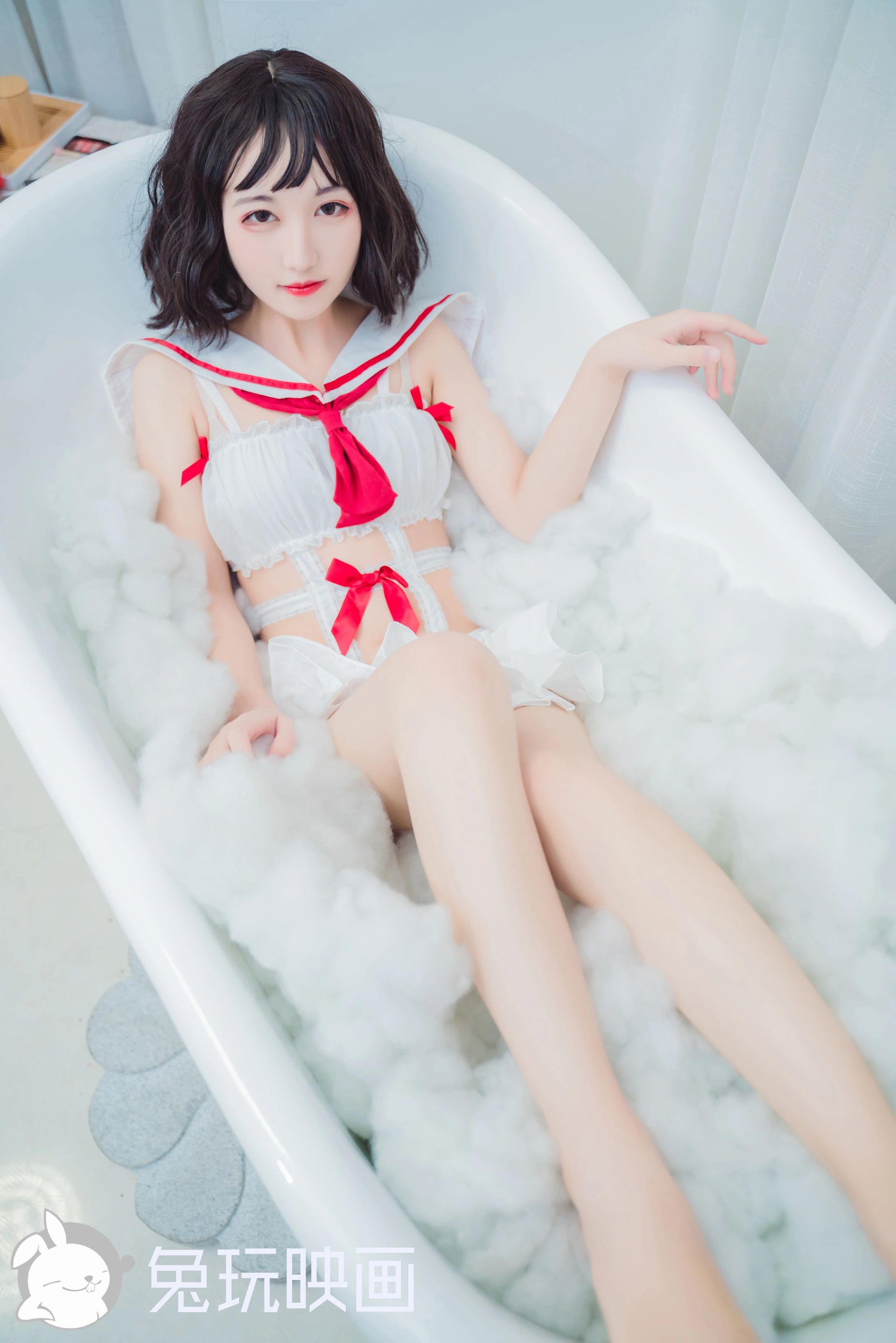 C33.002 红白水手裙 [40P-590MB]