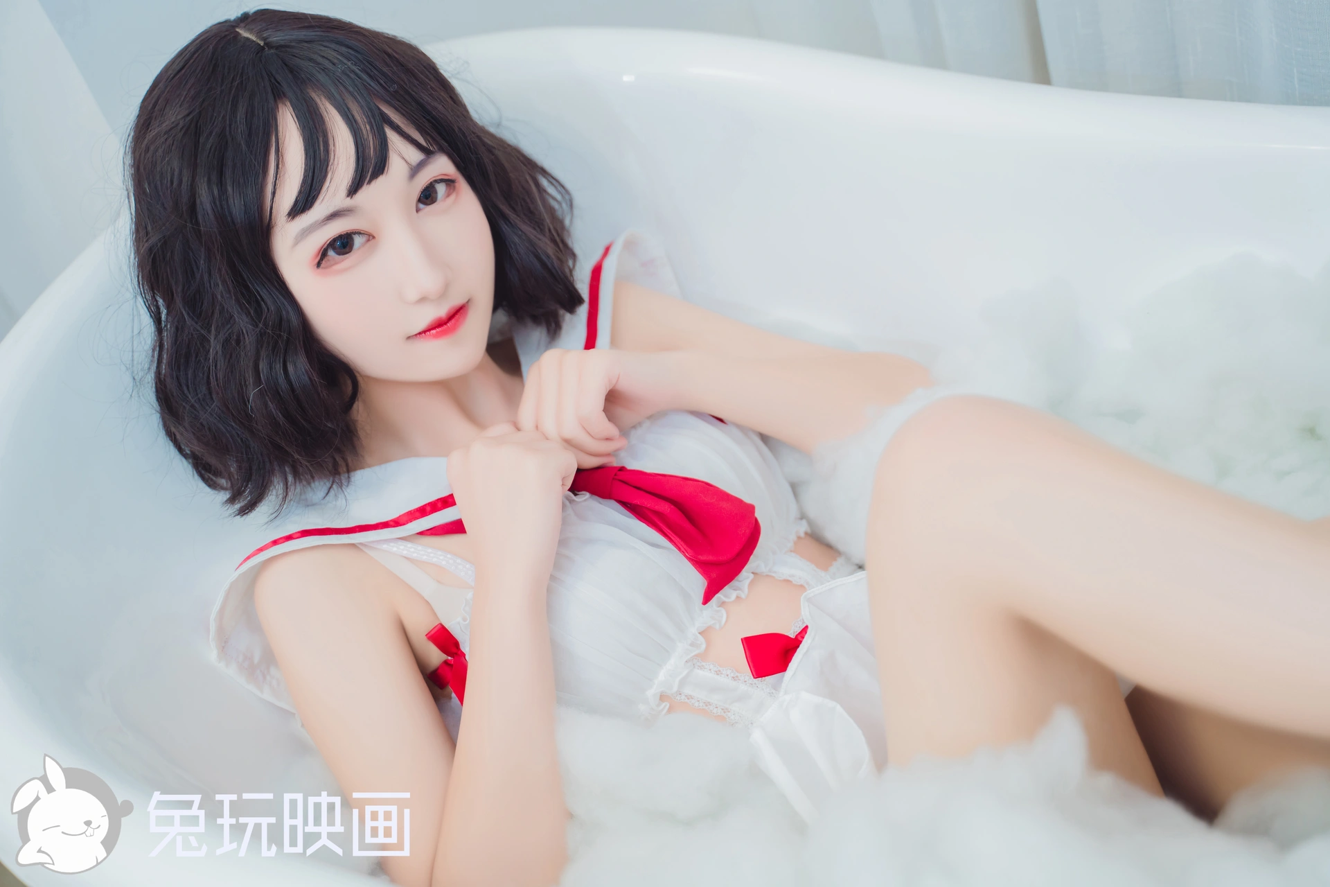 C33.002 红白水手裙 [40P-590MB]