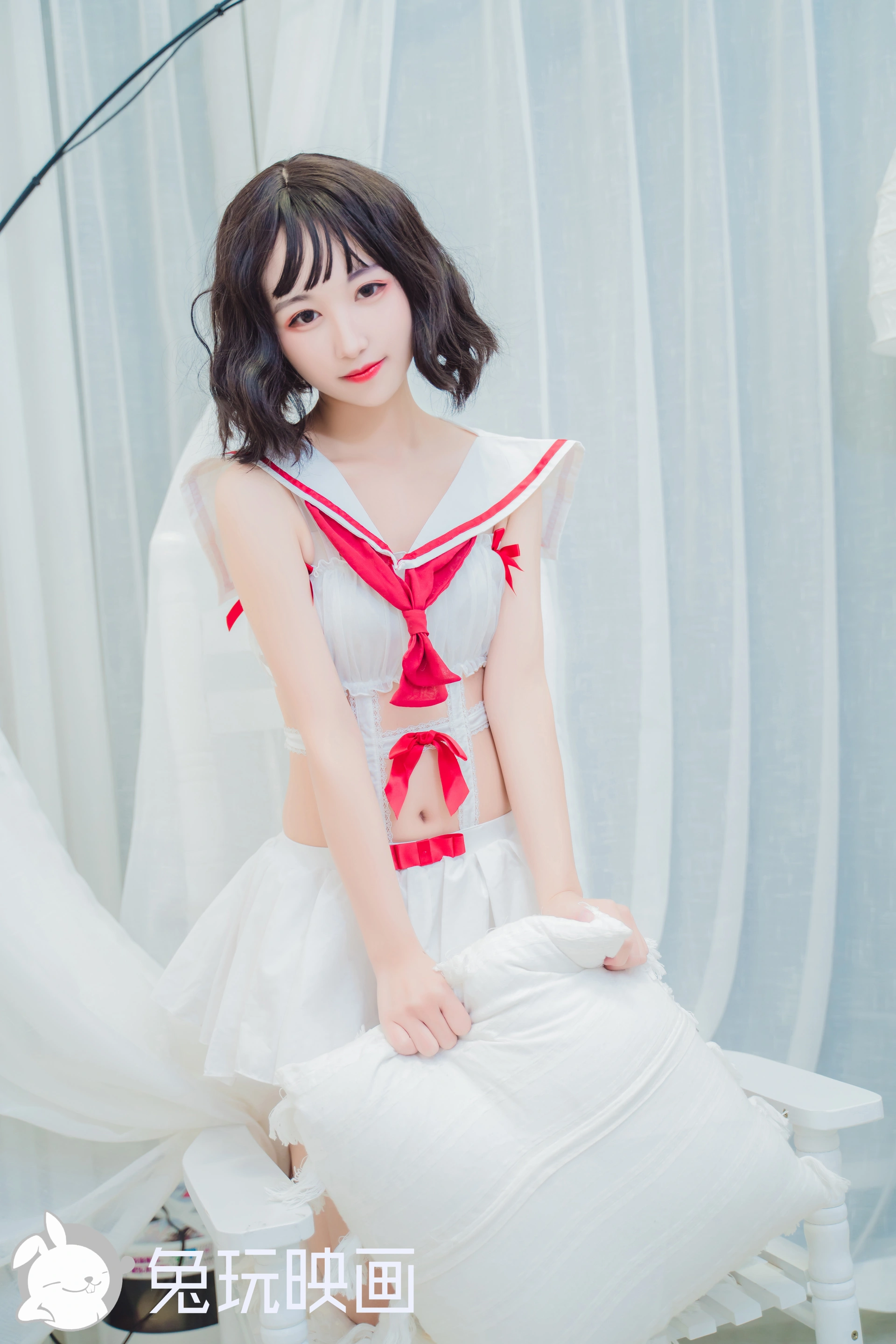 C33.002 红白水手裙 [40P-590MB]