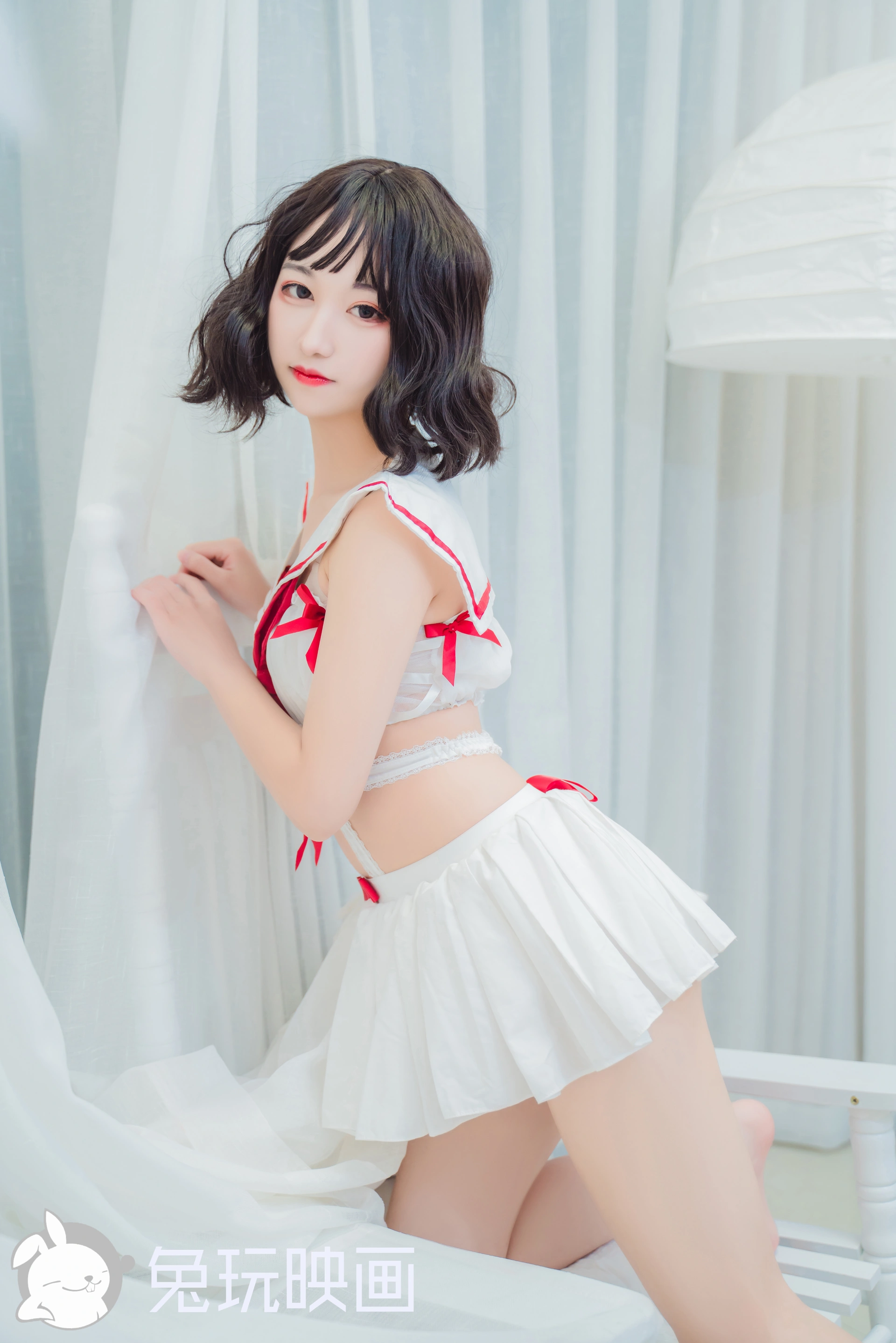 C33.002 红白水手裙 [40P-590MB]