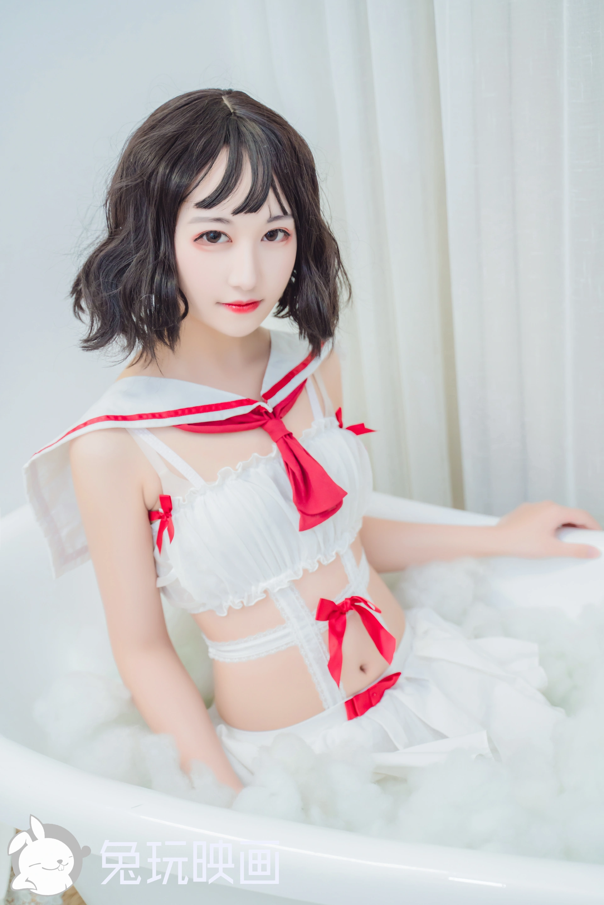 C33.002 红白水手裙 [40P-590MB]