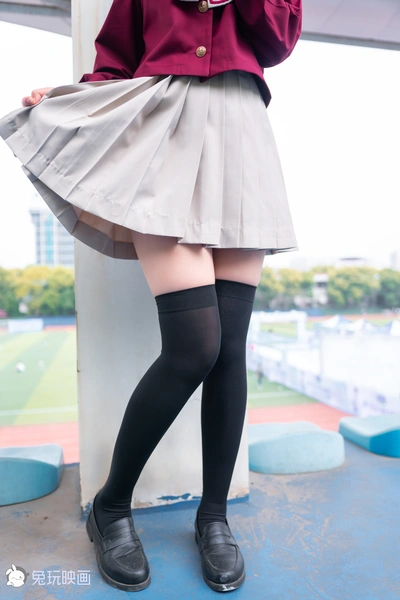 C09.007 这腿我爱了！[45P-357Mb]