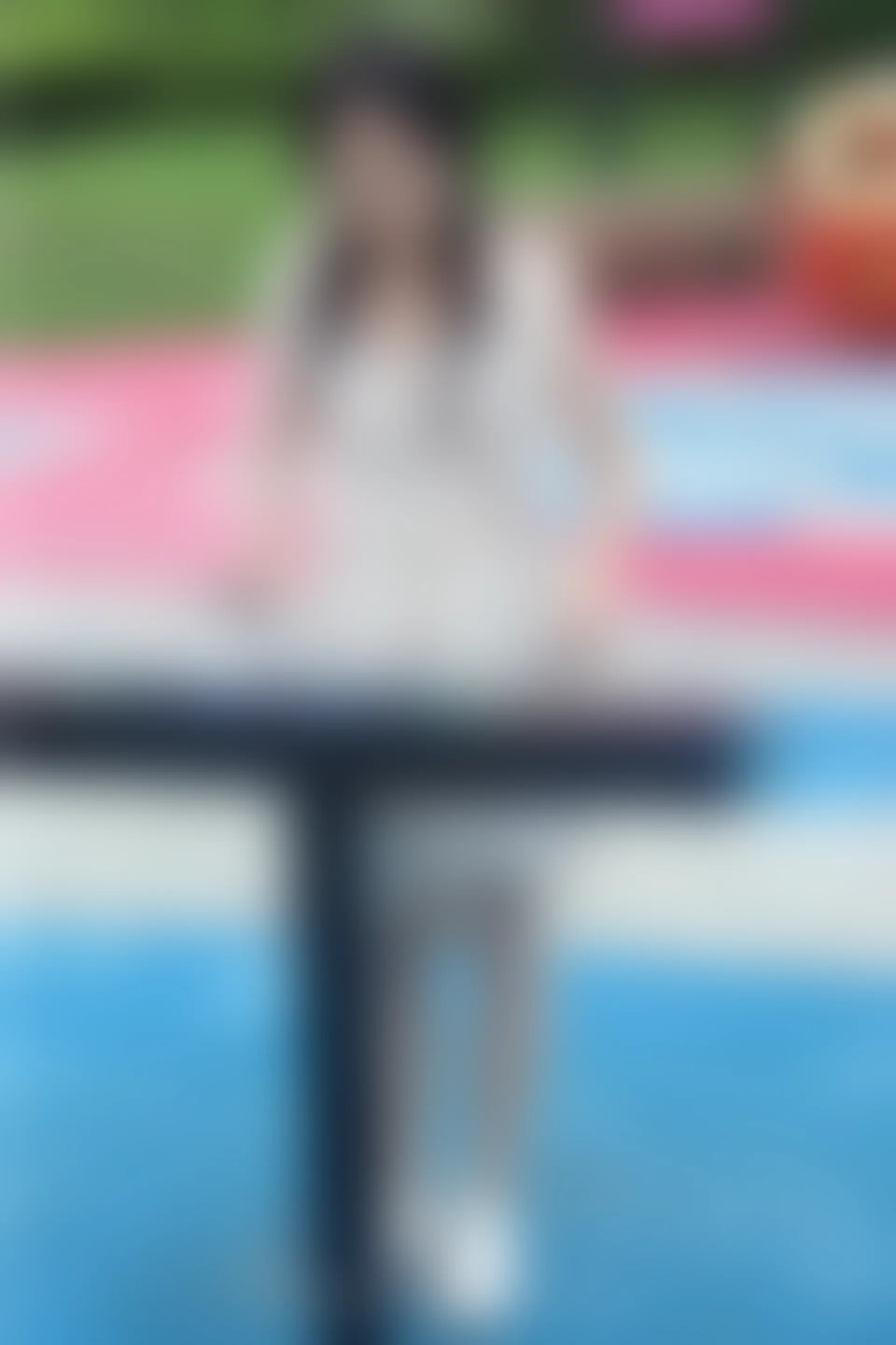 初夏女神 NO.050 双双 公园游玩[221P+1V／7.29GB]