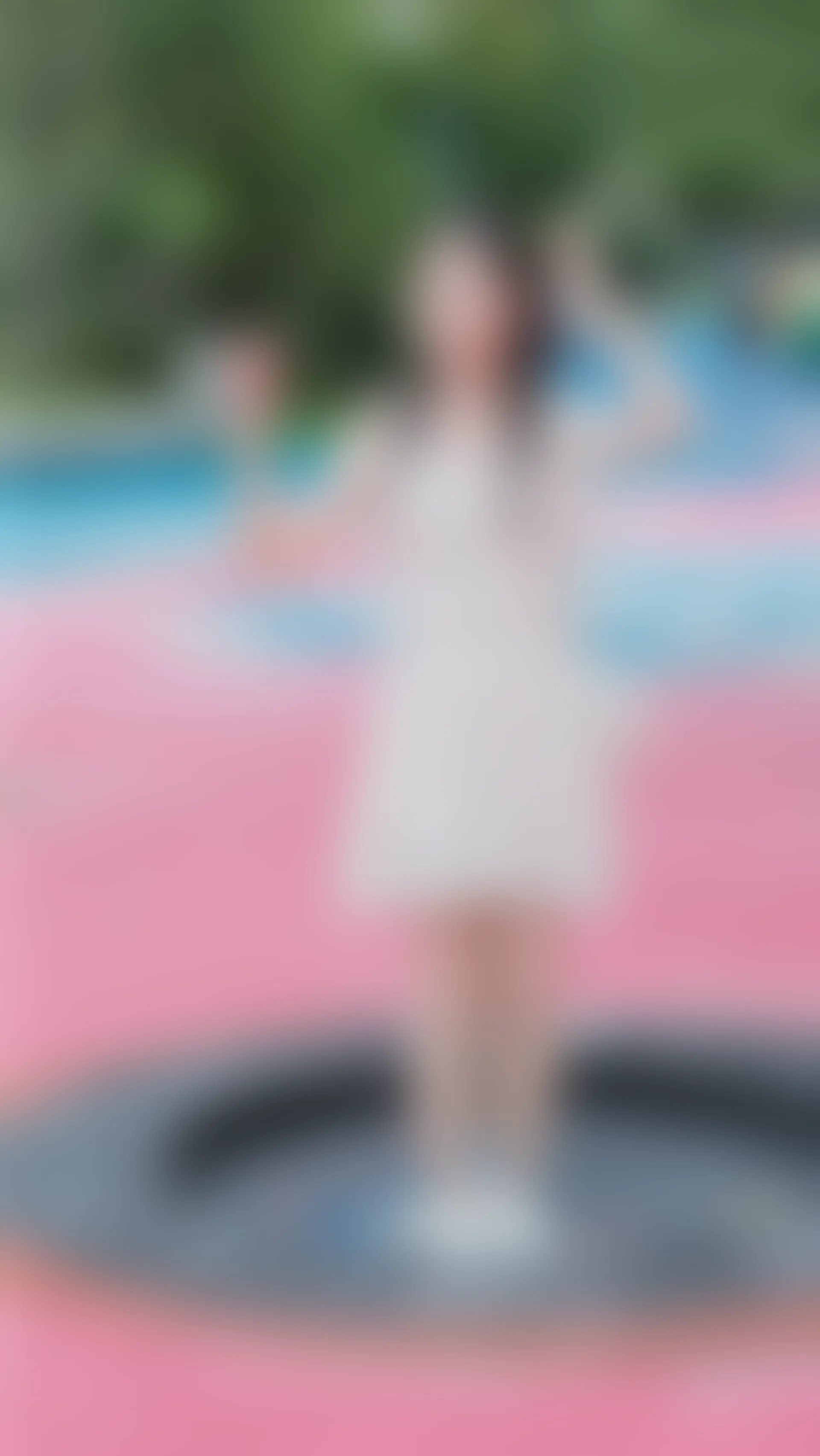 初夏女神 NO.050 双双 公园游玩[221P+1V／7.29GB]