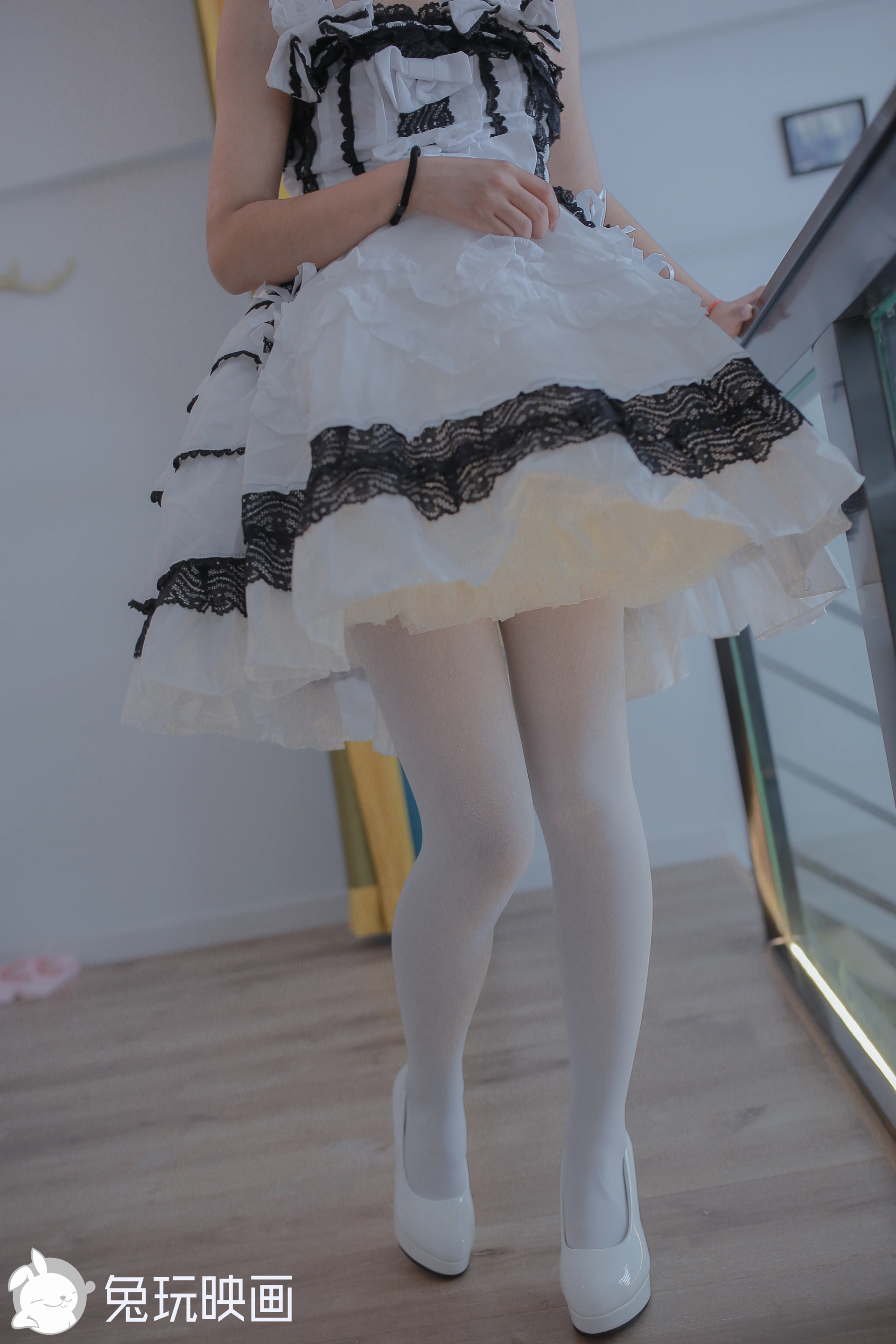 D64.001 兔玩映画 Lolita白丝 [41P-323MB]