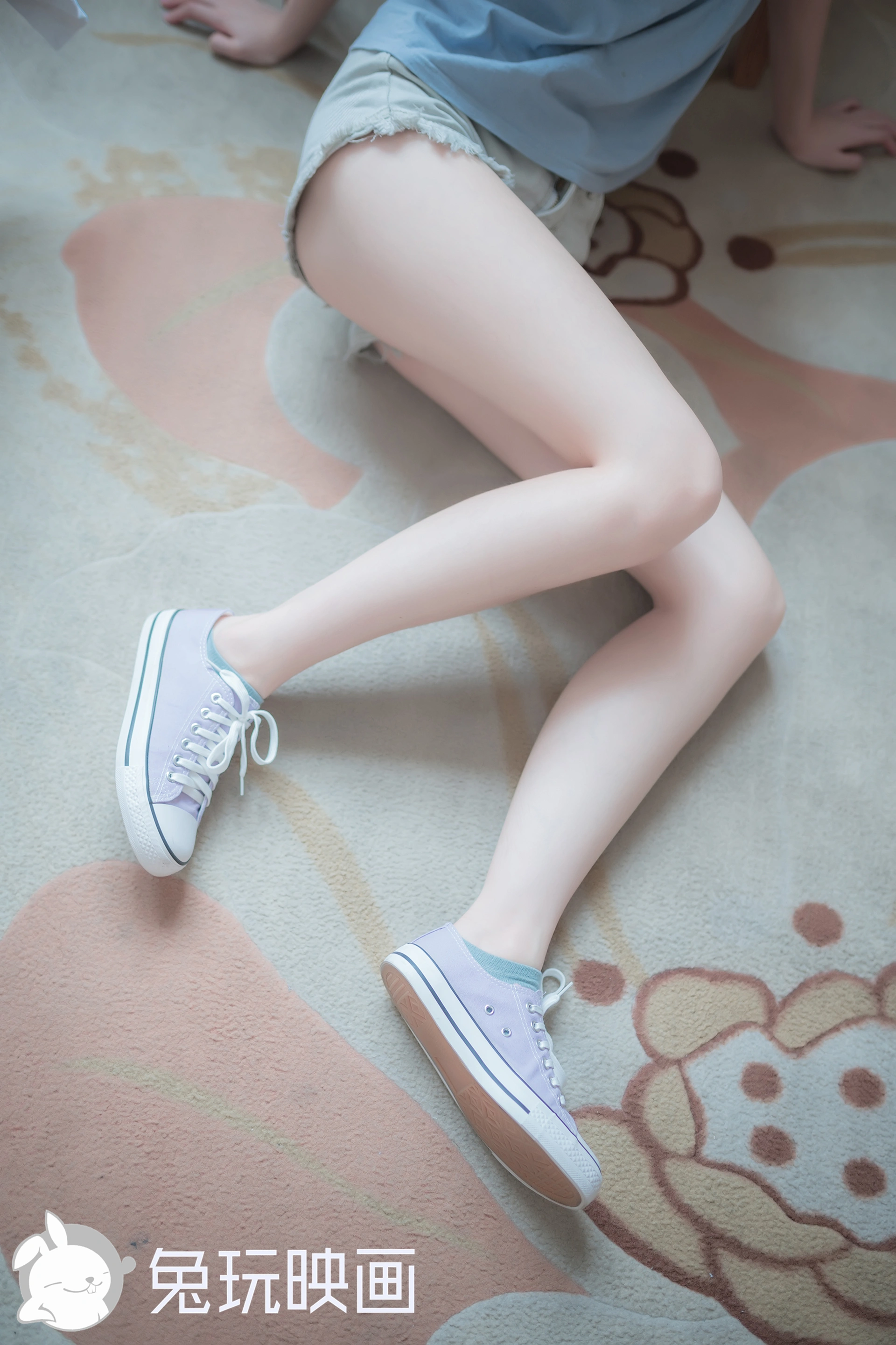 C33.005 妹妹的果腿 [40P-79MB]