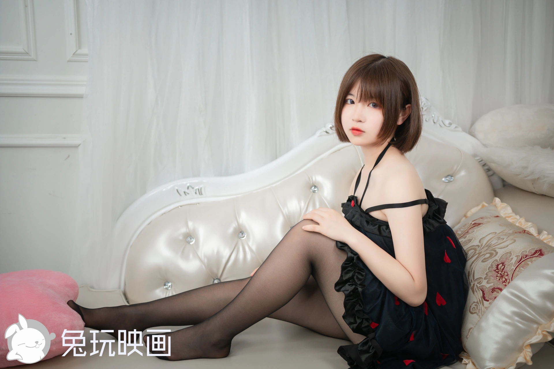 C33.006 桃子的吊带睡衣 [40P-272MB]
