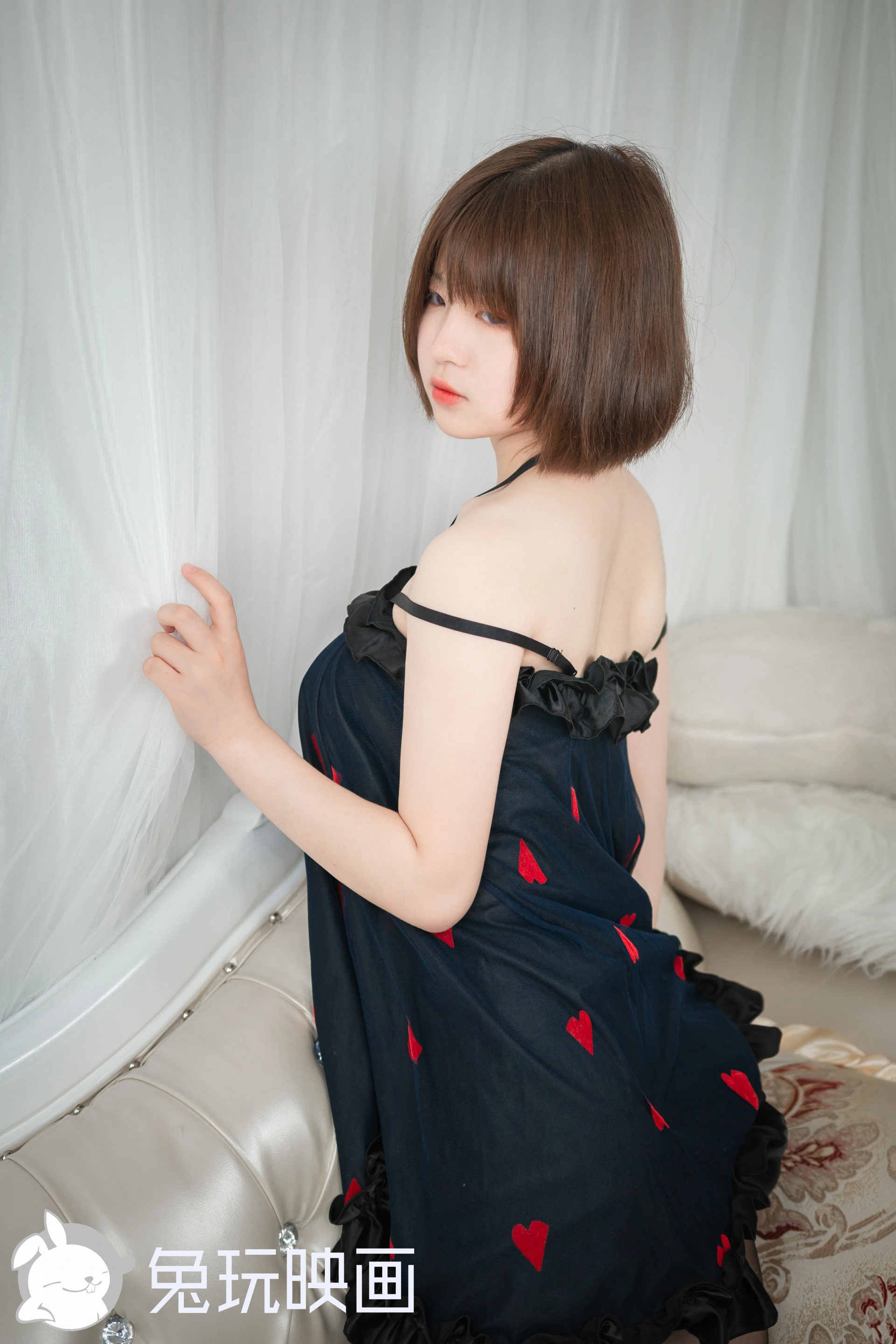 C33.006 桃子的吊带睡衣 [40P-272MB]