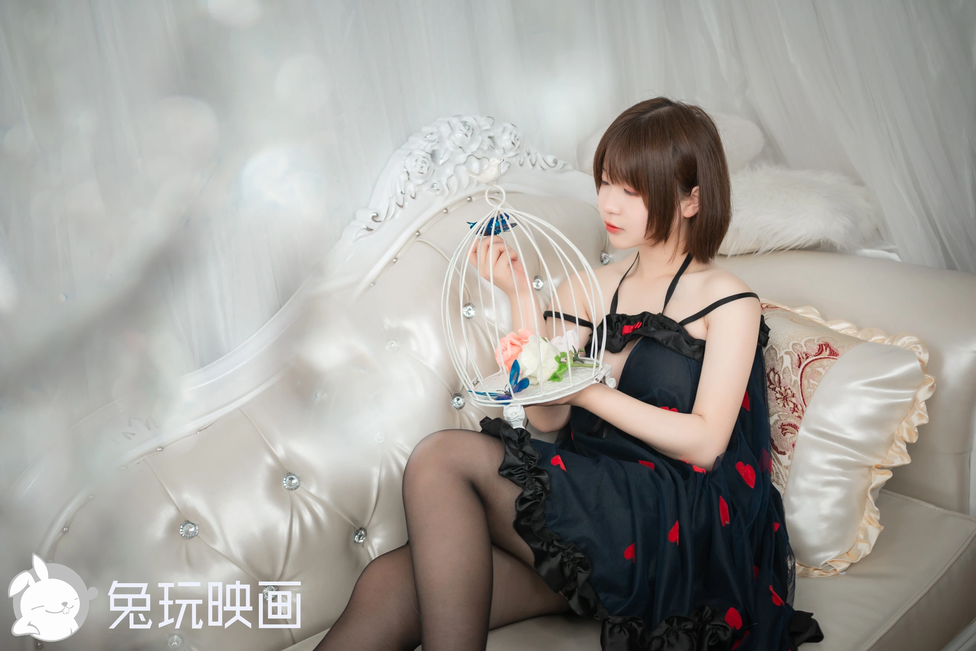 C33.006 桃子的吊带睡衣 [40P-272MB]