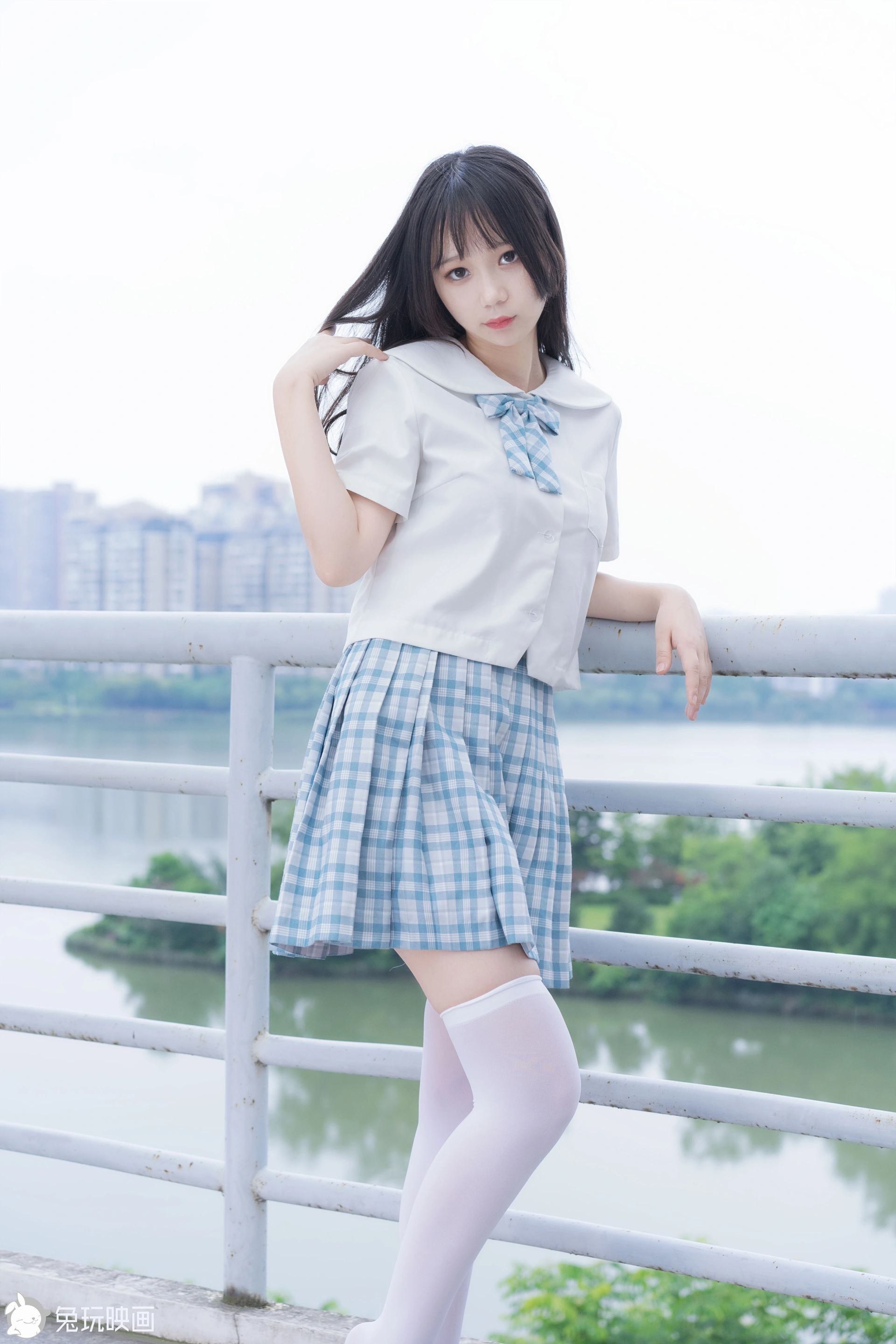 VOL.025 蓝柑夏日 [43P-372MB]