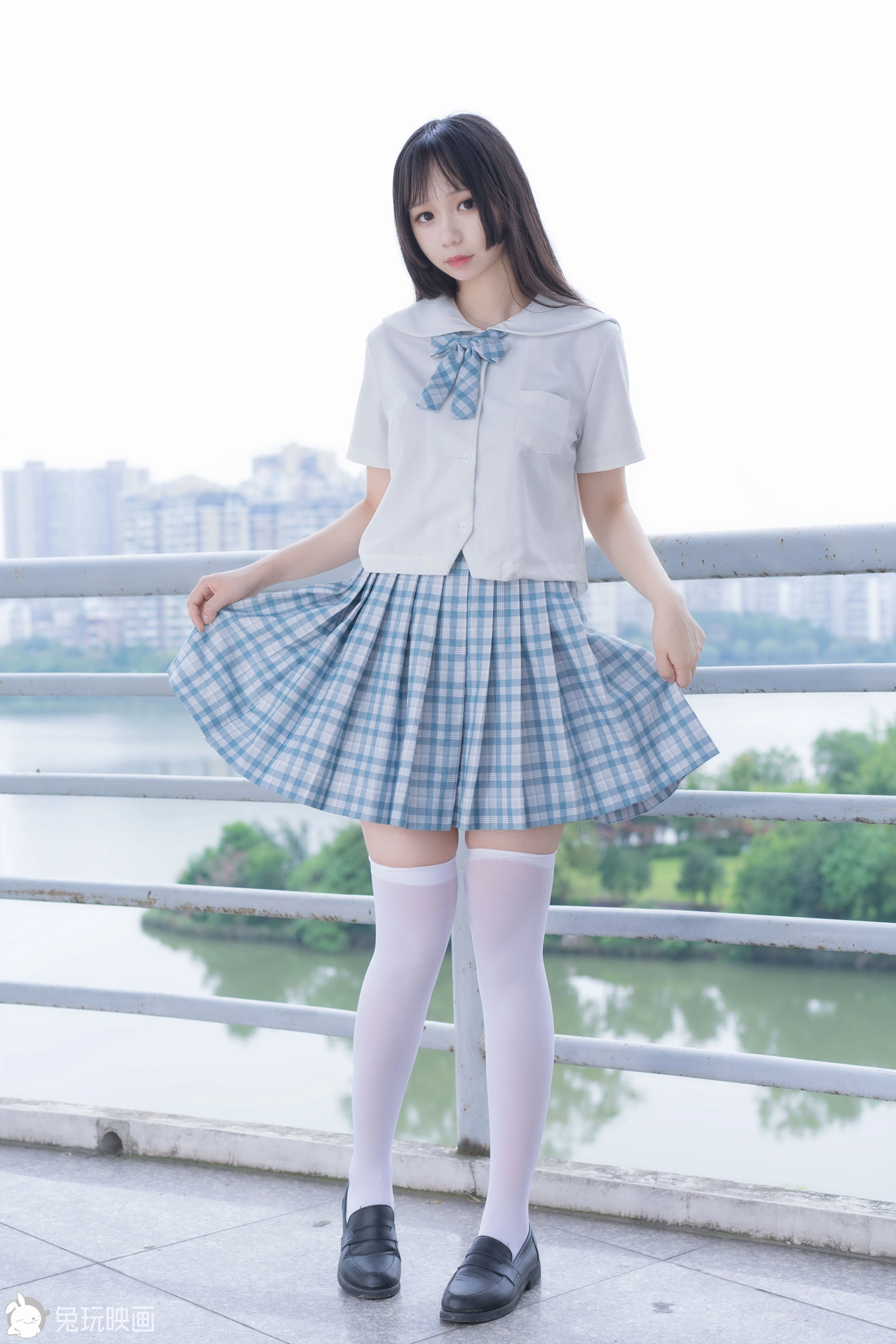 VOL.025 蓝柑夏日 [43P-372MB]