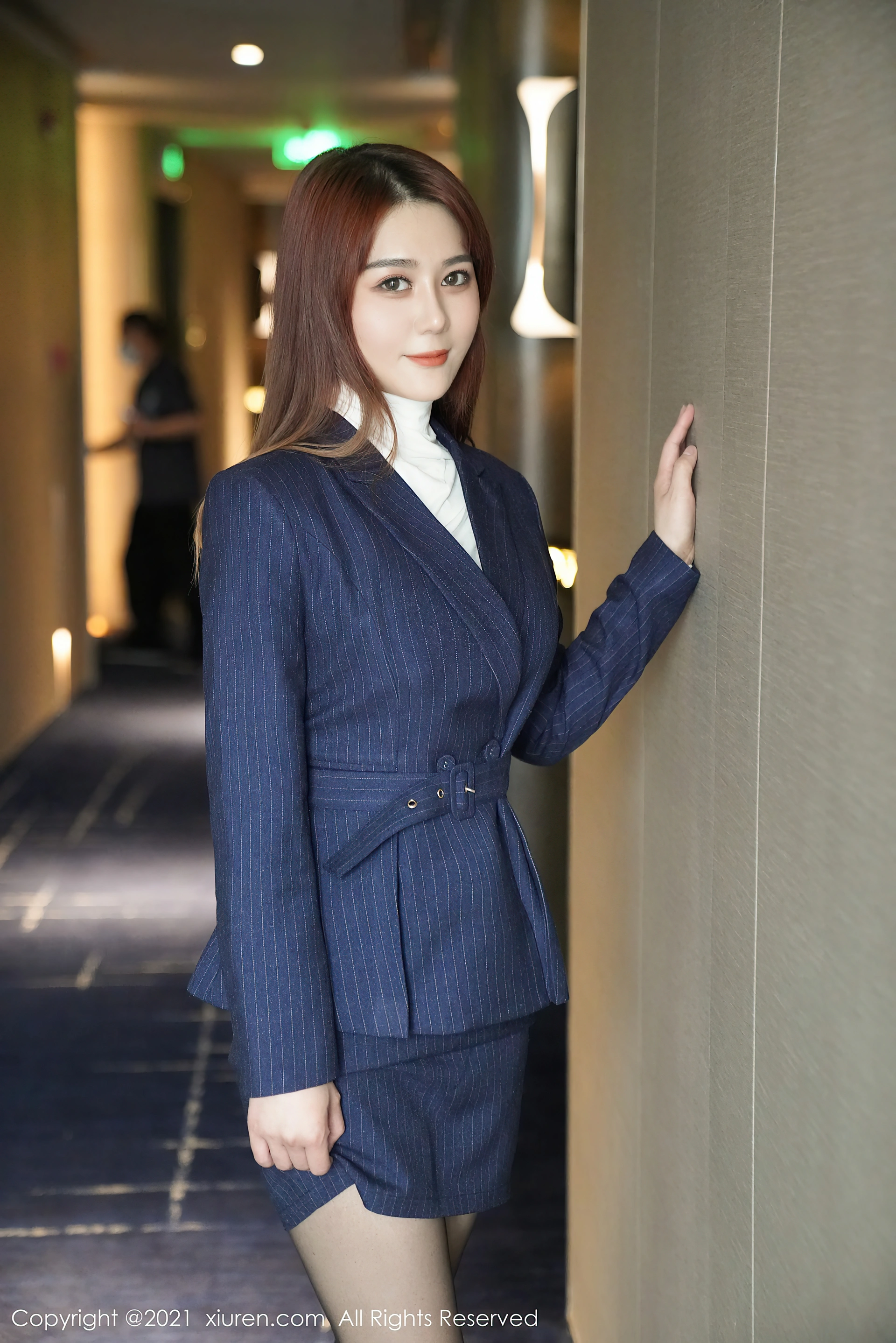 XiuRen秀人网 2021.10.14 No.4064 fairy如歌 西装美腿[62+1P／698MB]
