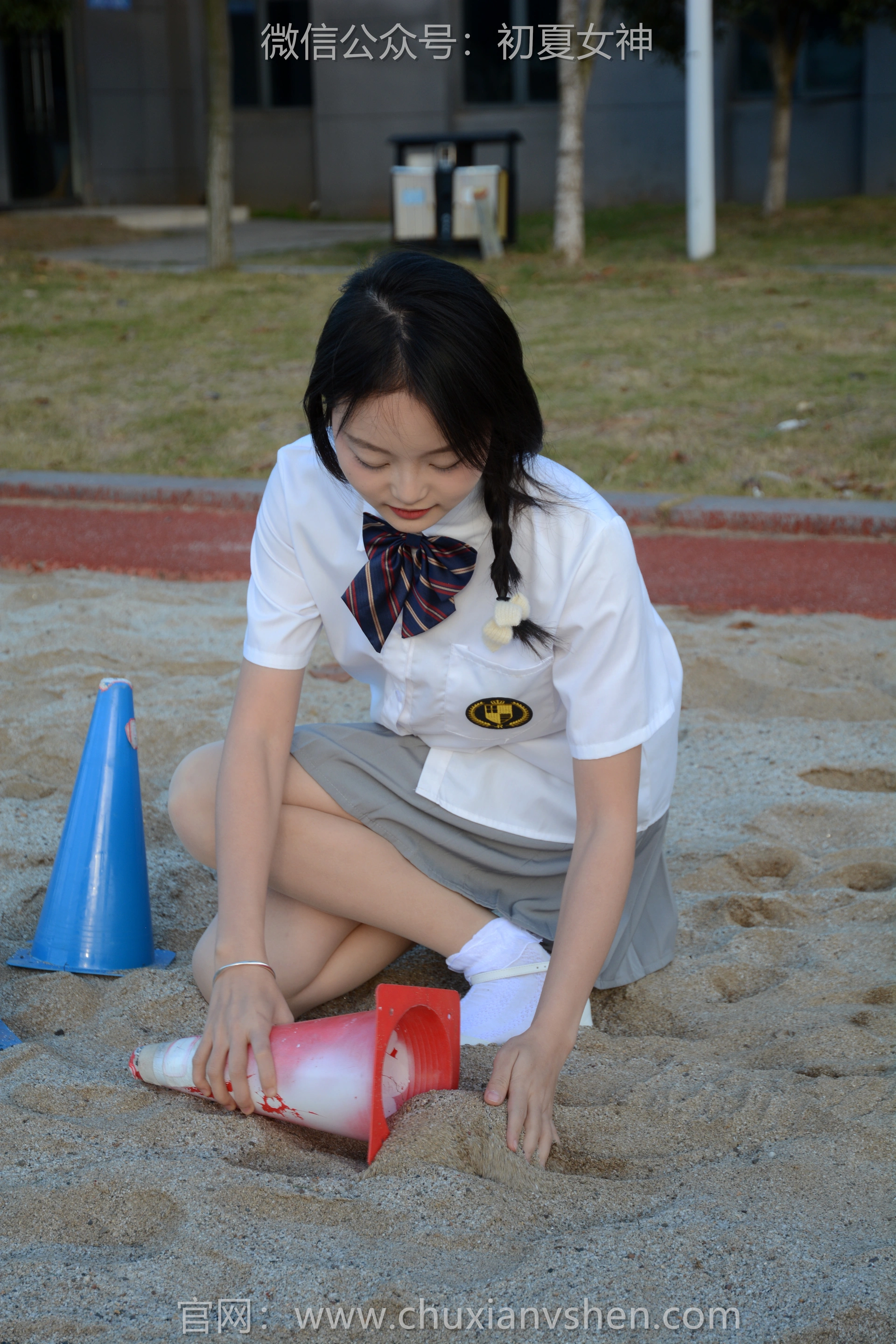 初夏女神 NO.107 双双 秋季玩沙[142P+1V／3.76GB]