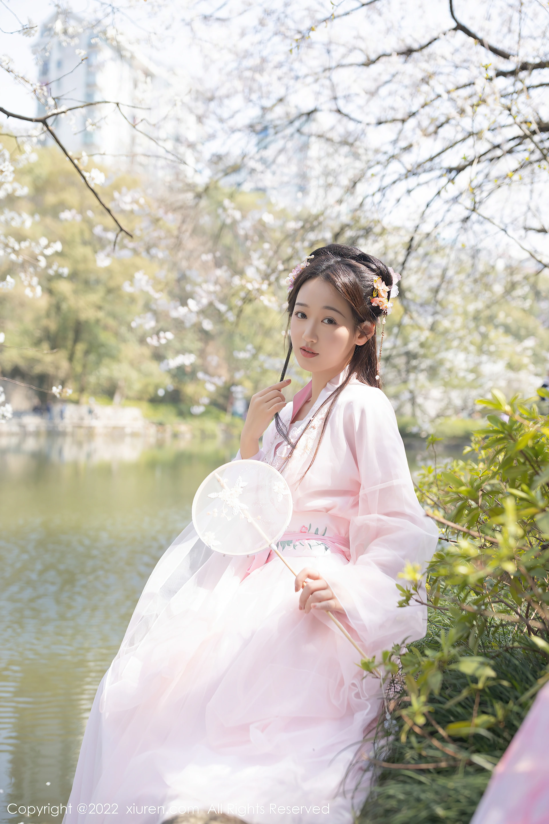 XiuRen秀人网 2022.03.21 No.4749 唐安琪 古装美腿[76+1P 725MB]