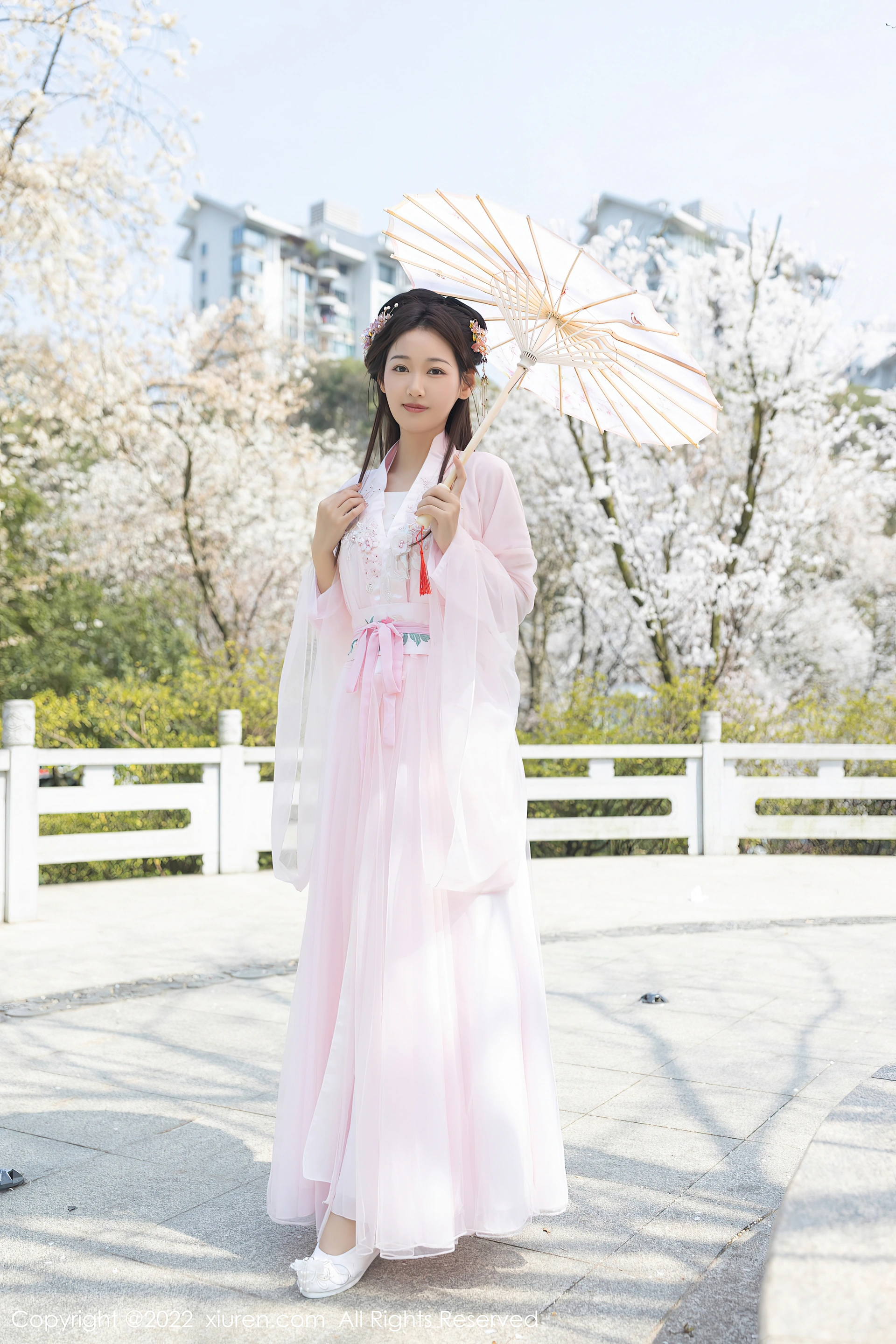 XiuRen秀人网 2022.03.21 No.4749 唐安琪 古装美腿[76+1P 725MB]