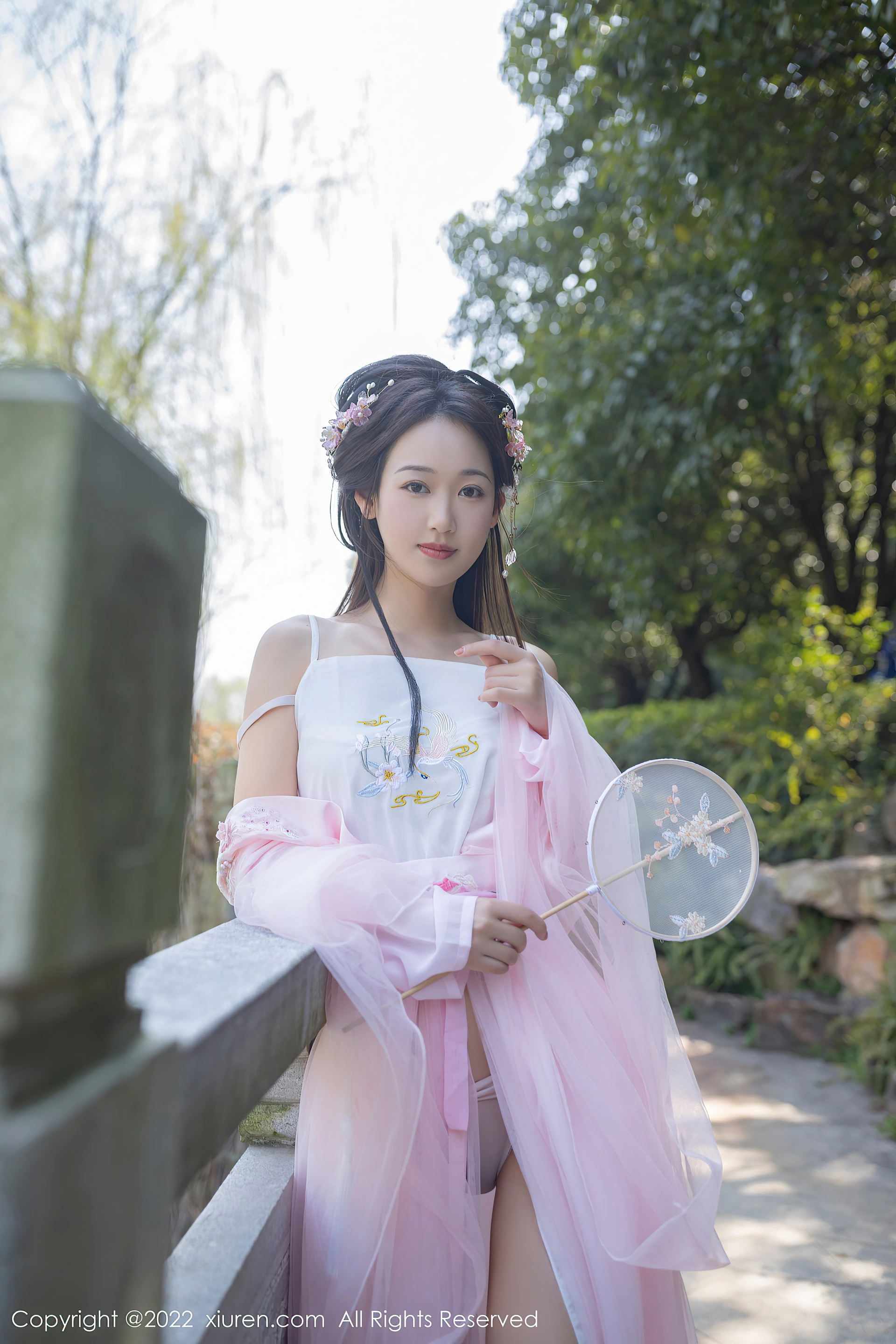 XiuRen秀人网 2022.03.21 No.4749 唐安琪 古装美腿[76+1P 725MB]