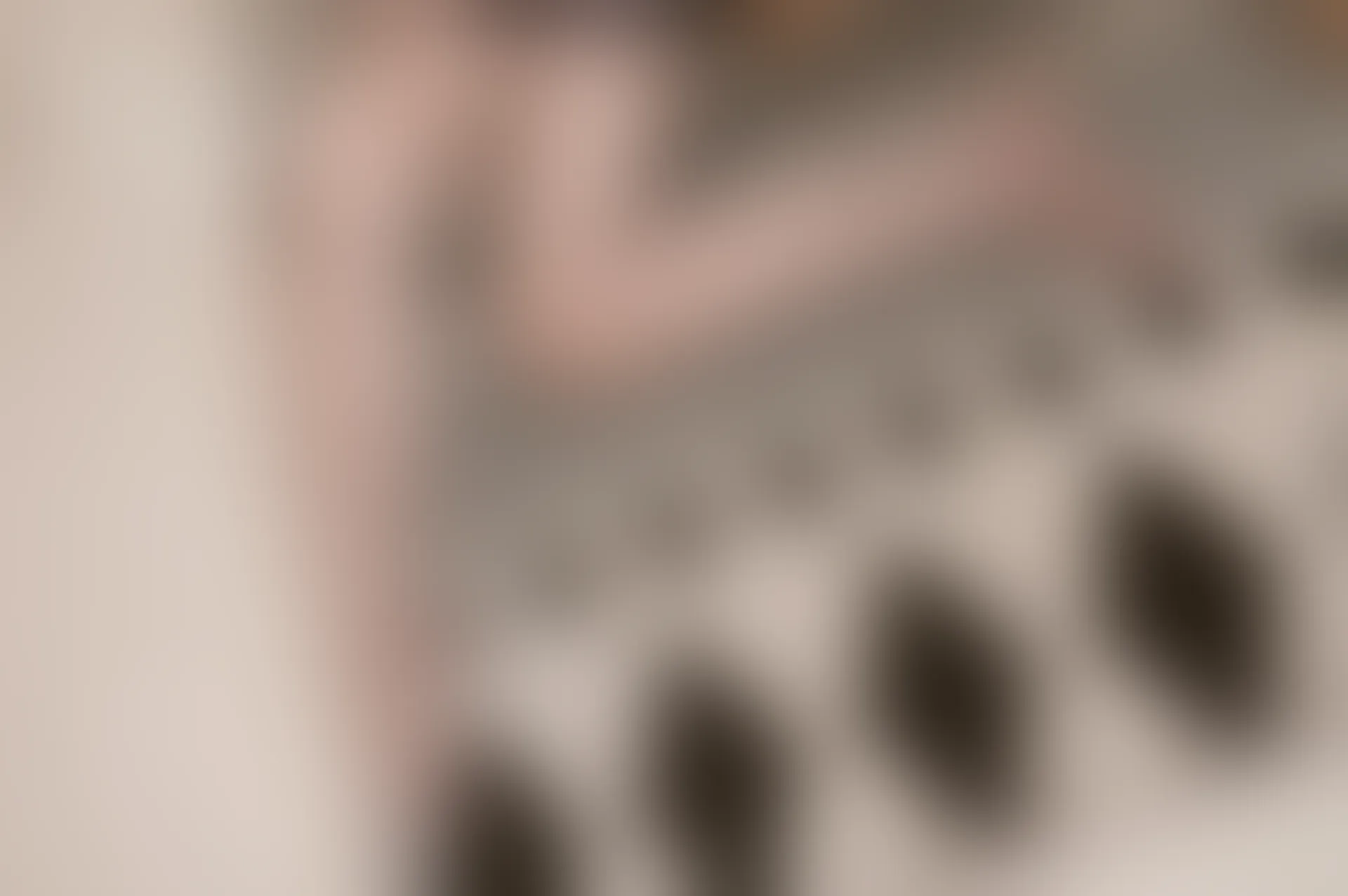 SSA丝社 超清写真 NO.105 西西 腿模西西超短旗袍灰丝脱丝特写[153P-1.04GB]