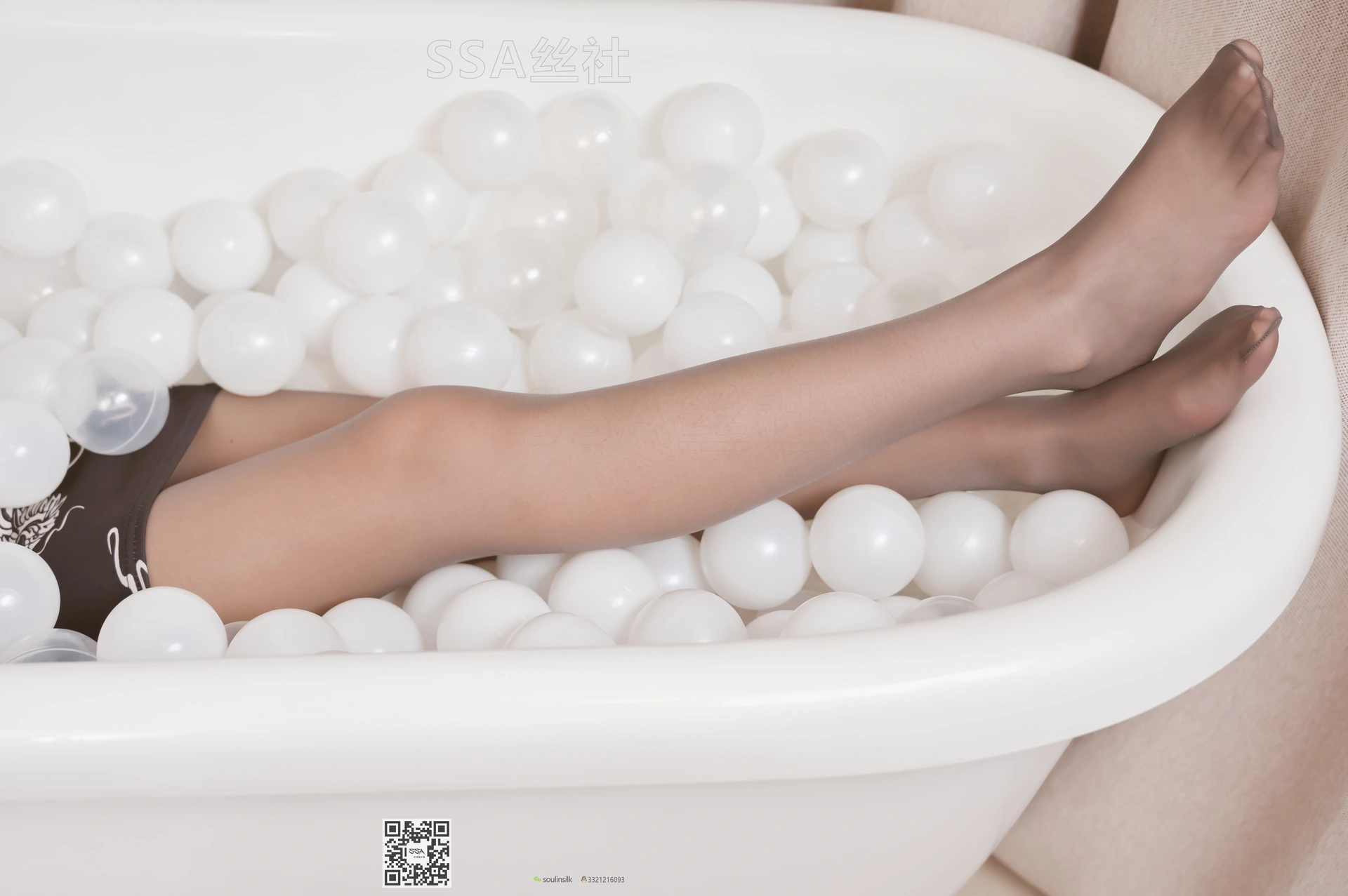 SSA丝社 超清写真 NO.105 西西 腿模西西超短旗袍灰丝脱丝特写[153P-1.04GB]