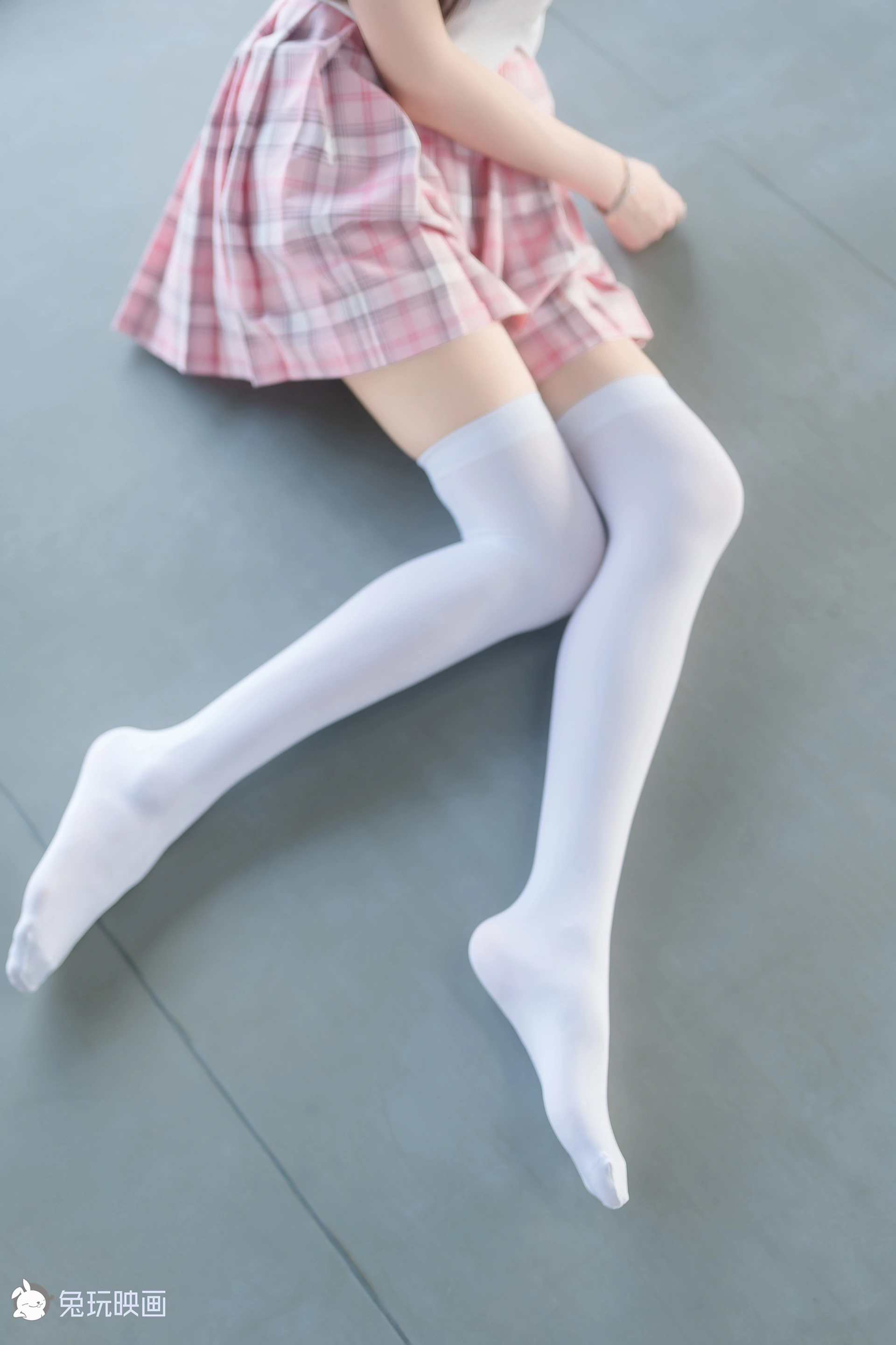 C04.003 粉嫩嫩 [41P-68MB]