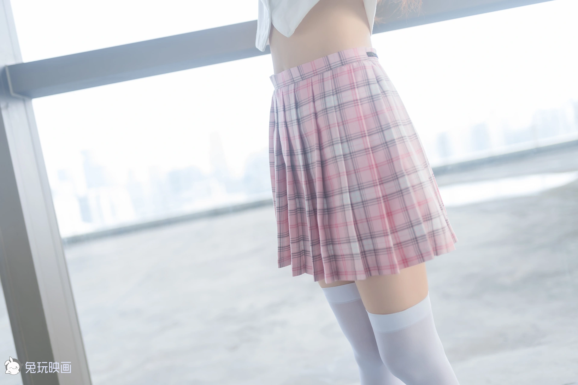 C04.003 粉嫩嫩 [41P-68MB]