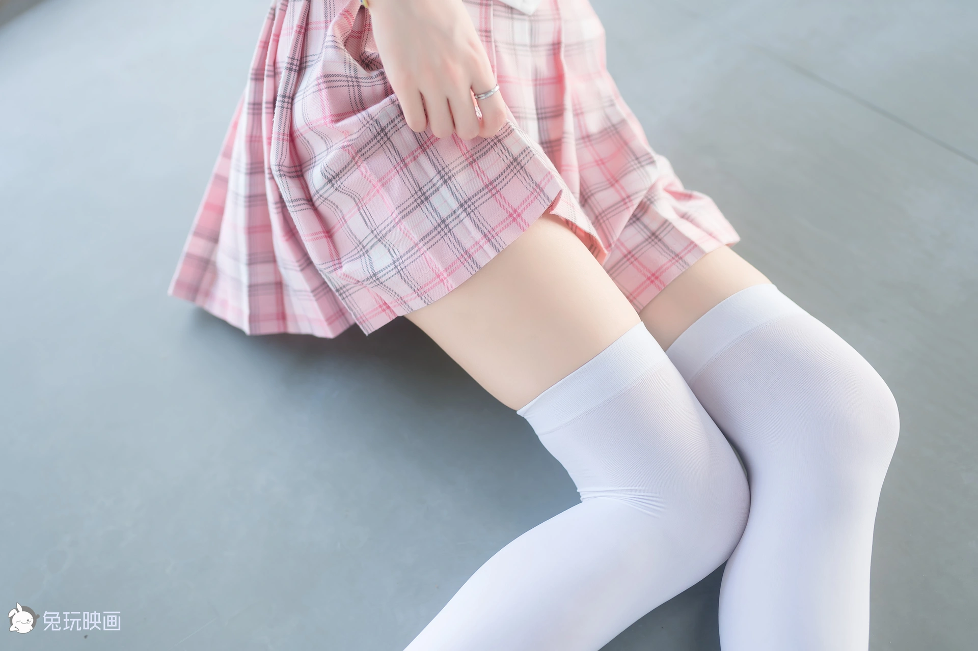 C04.003 粉嫩嫩 [41P-68MB]