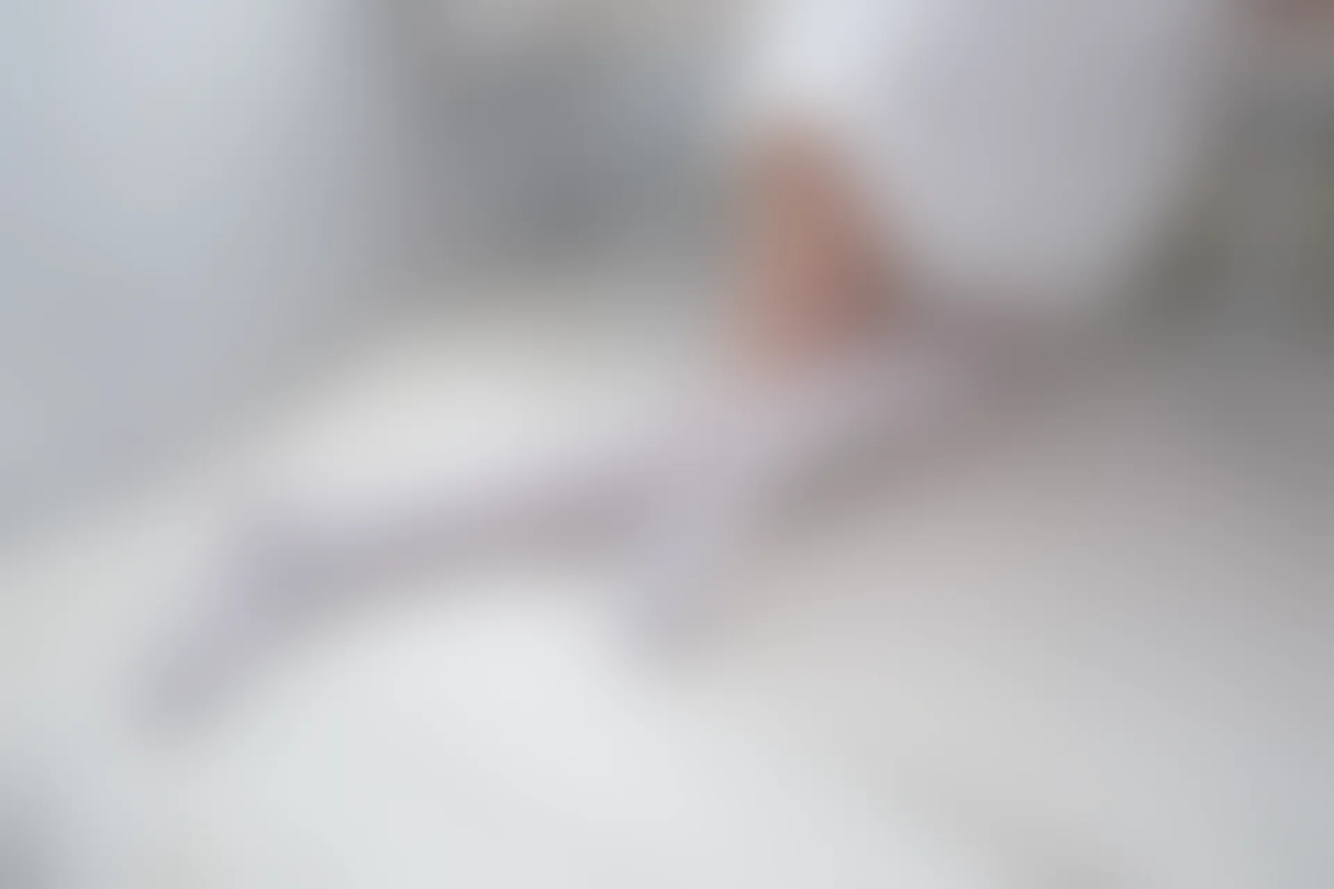 森萝财团 R15-022 [85P-371M]制服, 森萝财团, 白丝, 美腿