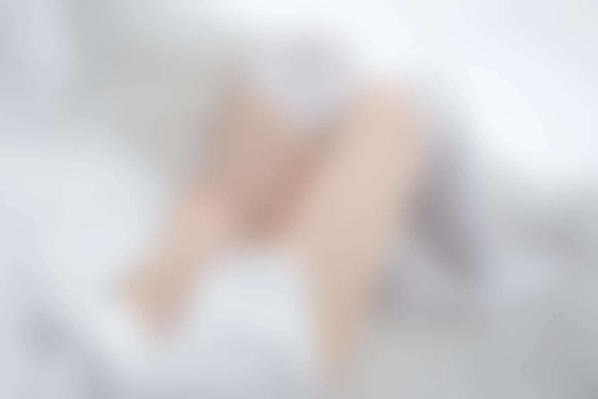 森萝财团 R15-022 [85P-371M]制服, 森萝财团, 白丝, 美腿