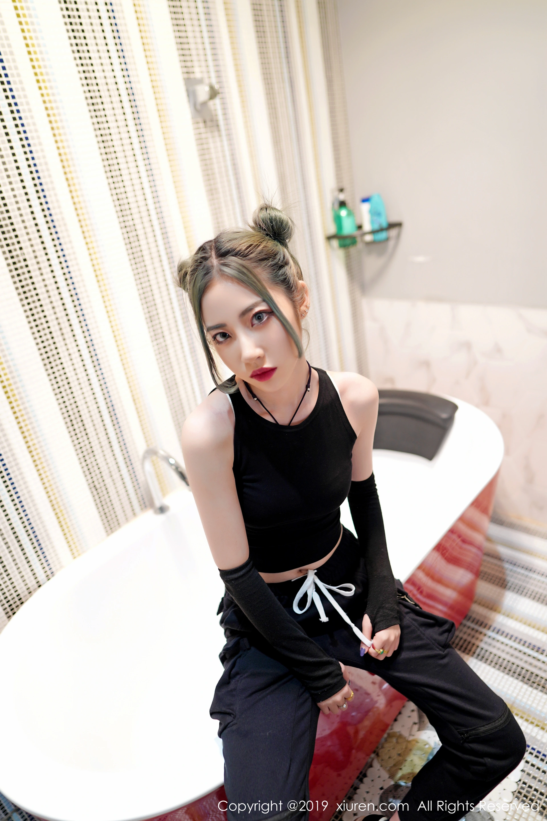 XiuRen秀人网 2019.08.26 No.1644 贾诗晗 [50+1P]