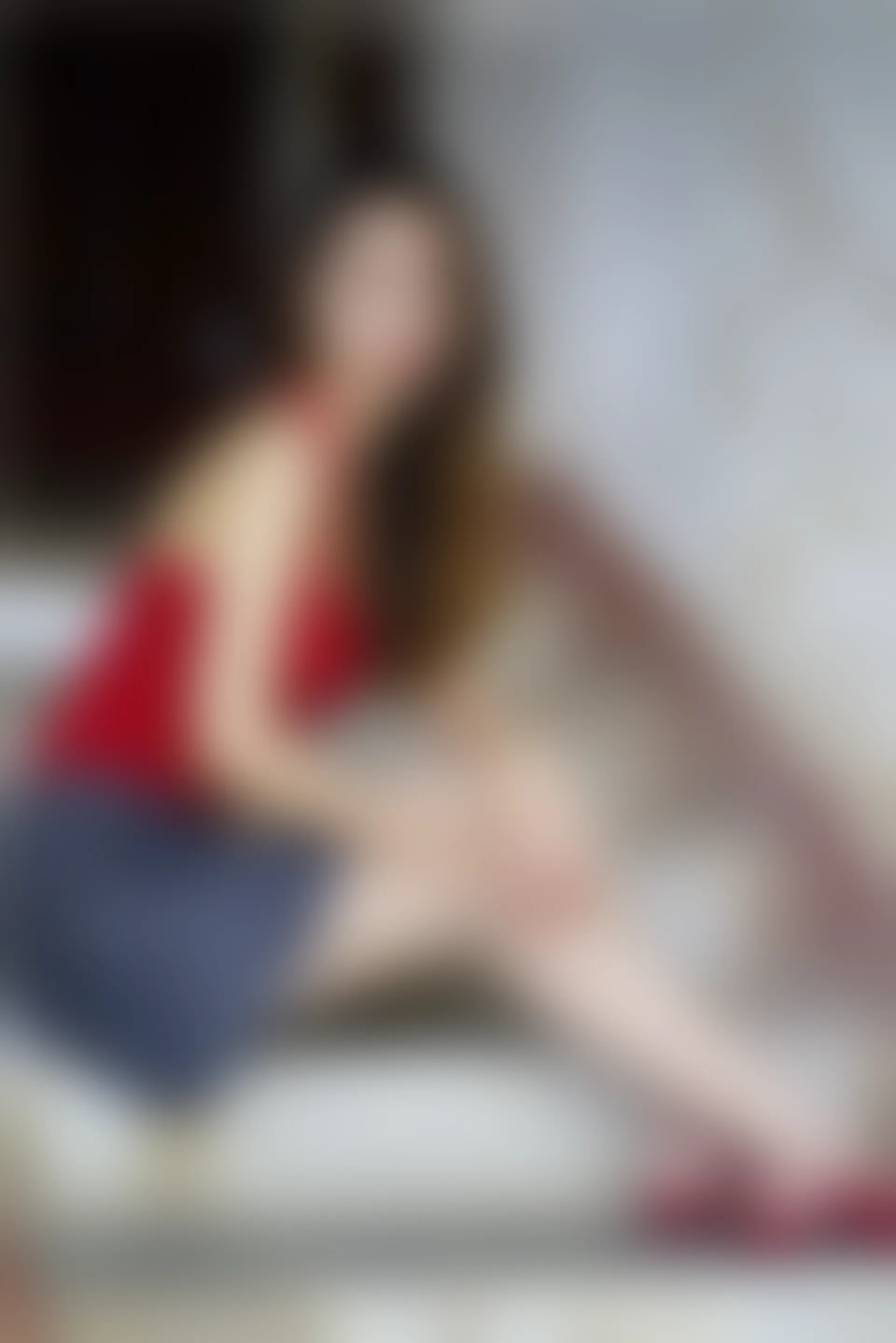 初夏女神 NO.045 依依 复古街头[130P+1V／4.44GB]