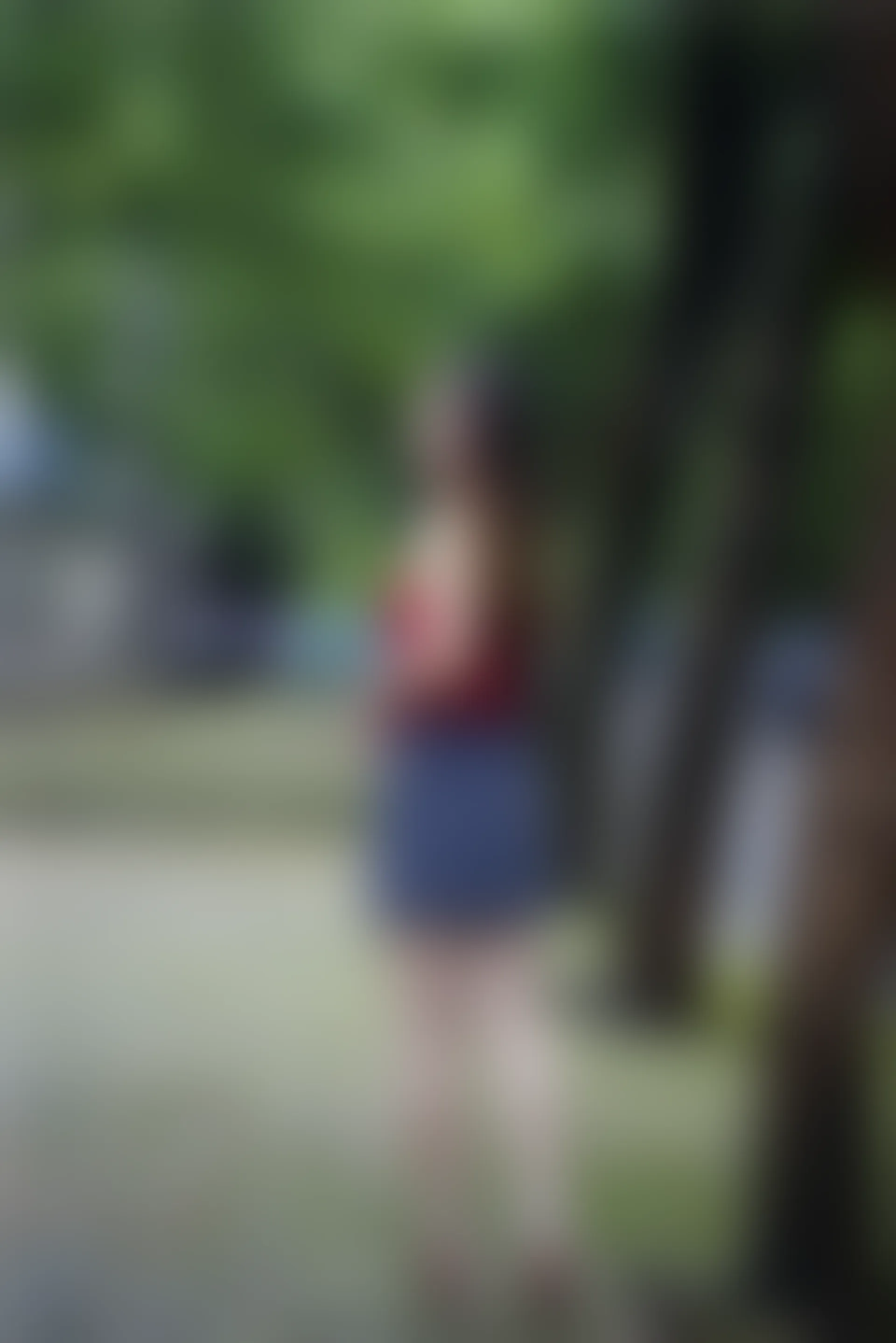 初夏女神 NO.045 依依 复古街头[130P+1V／4.44GB]
