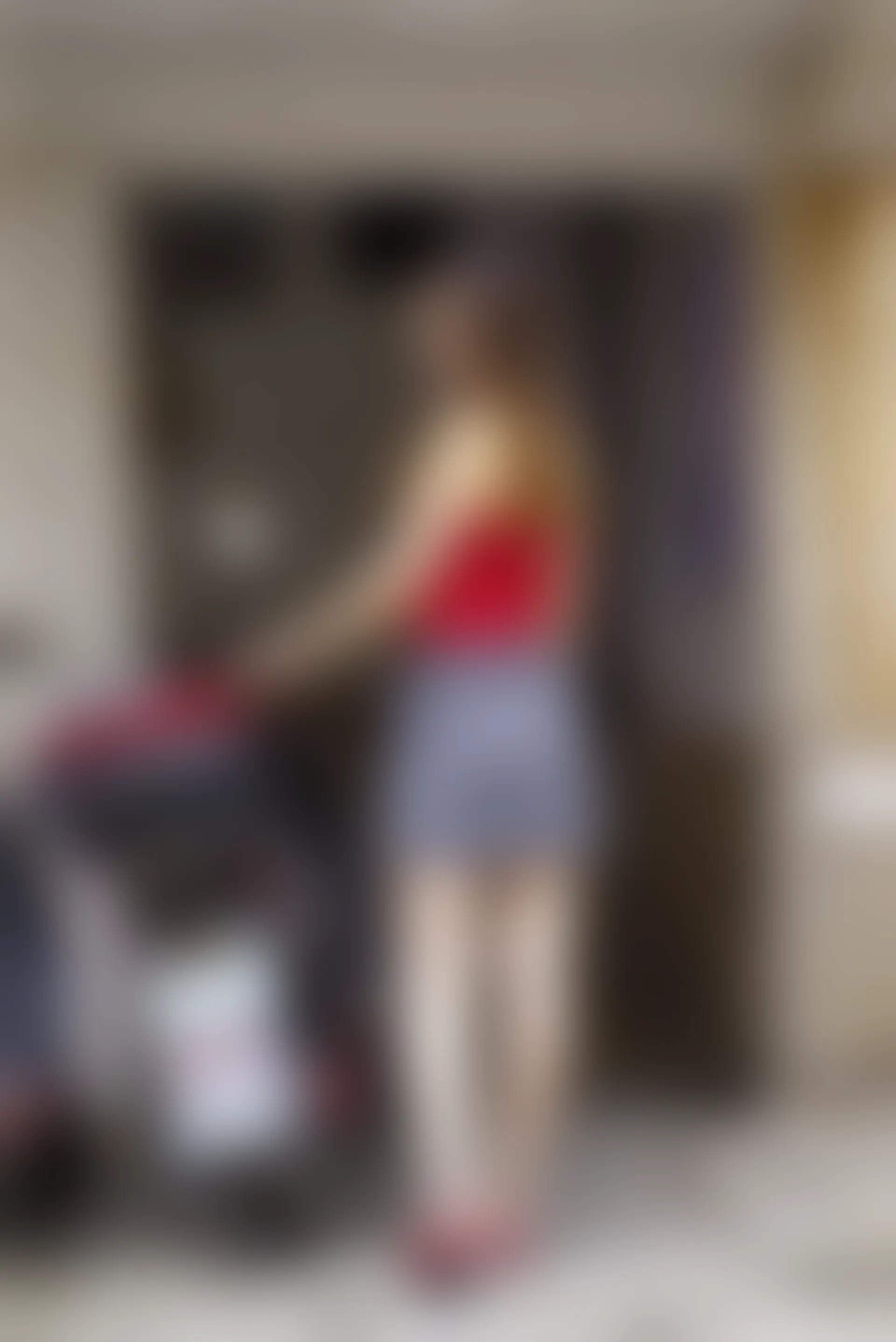 初夏女神 NO.045 依依 复古街头[130P+1V／4.44GB]