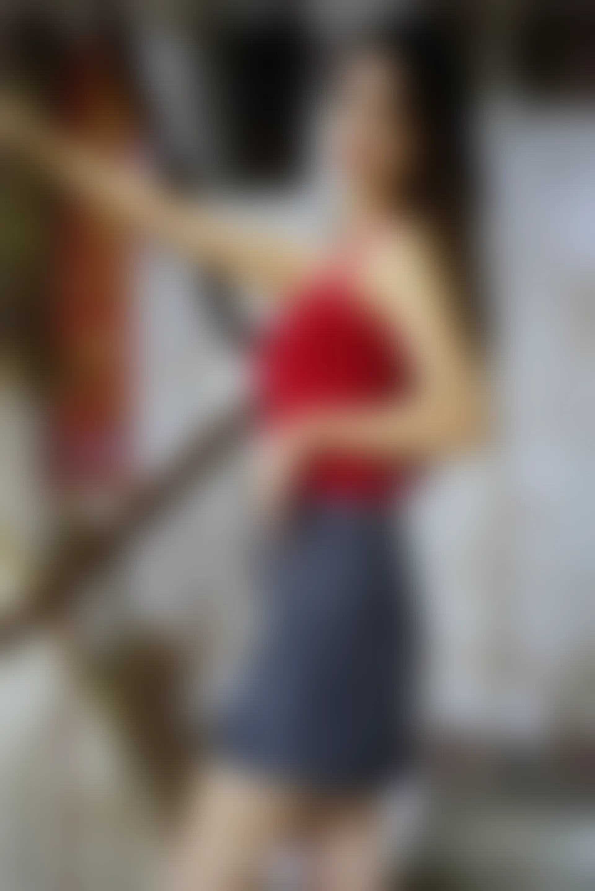 初夏女神 NO.045 依依 复古街头[130P+1V／4.44GB]