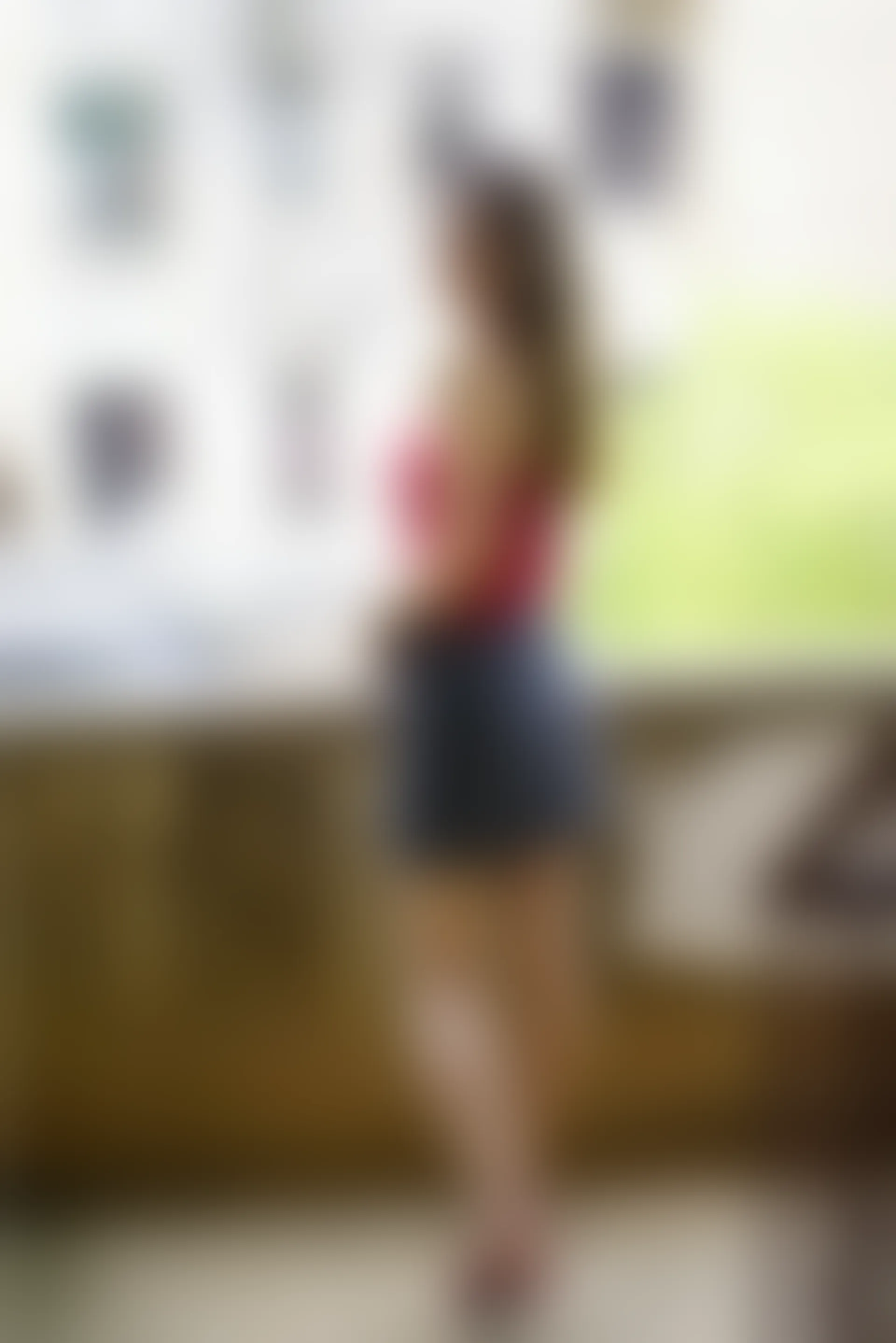 初夏女神 NO.045 依依 复古街头[130P+1V／4.44GB]