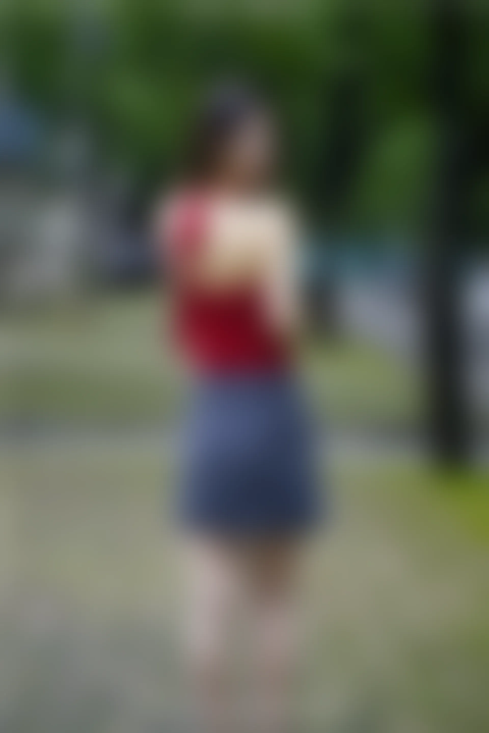 初夏女神 NO.045 依依 复古街头[130P+1V／4.44GB]