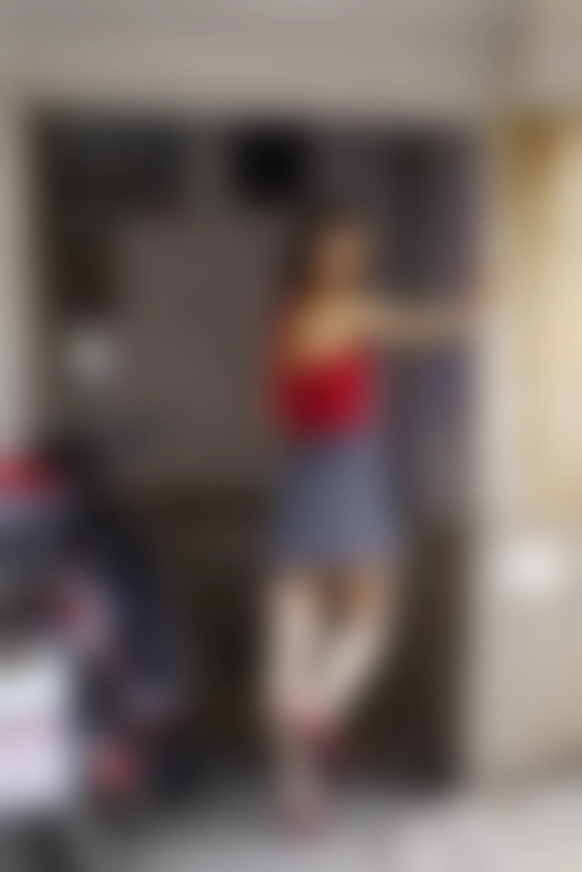 初夏女神 NO.045 依依 复古街头[130P+1V／4.44GB]