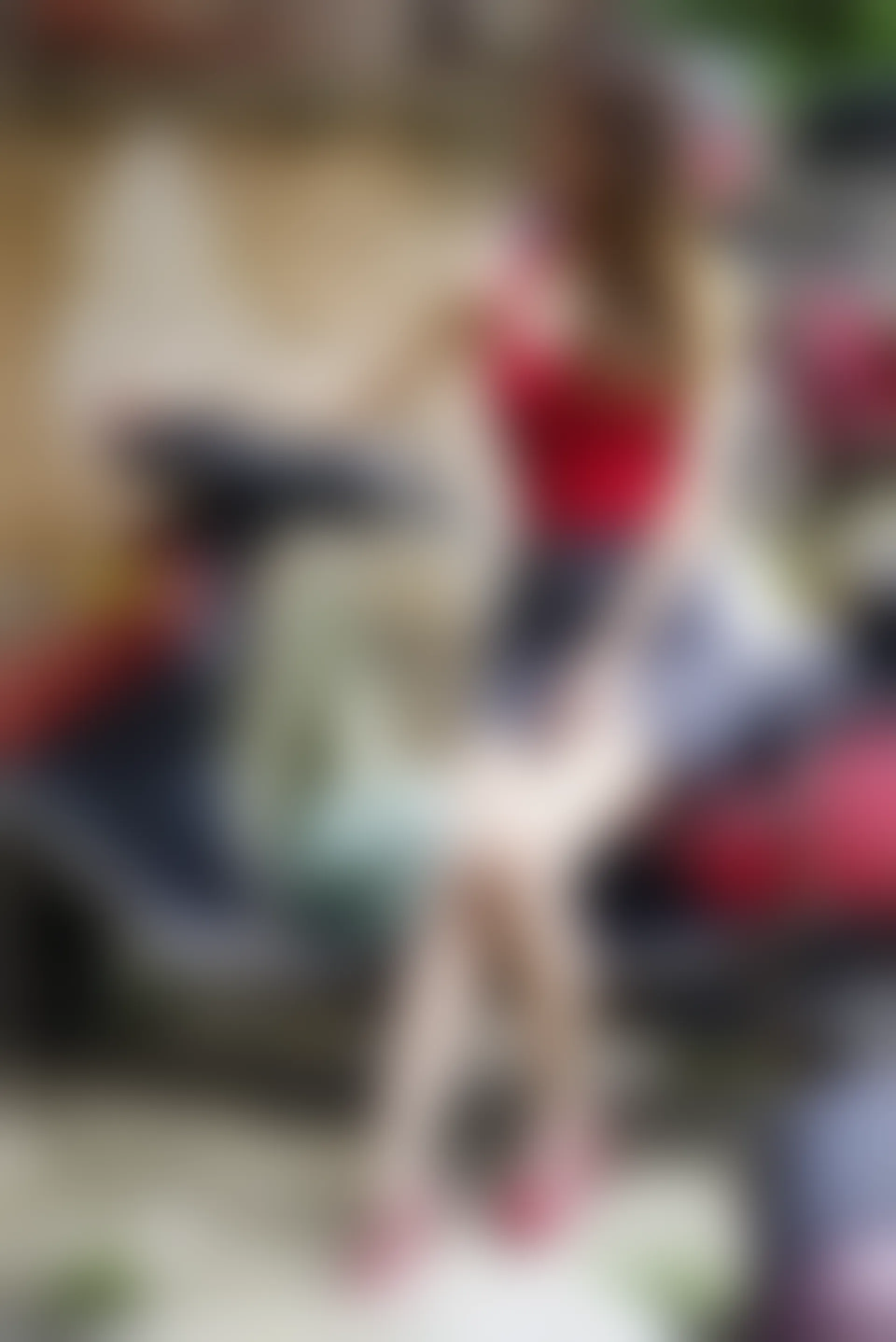 初夏女神 NO.045 依依 复古街头[130P+1V／4.44GB]
