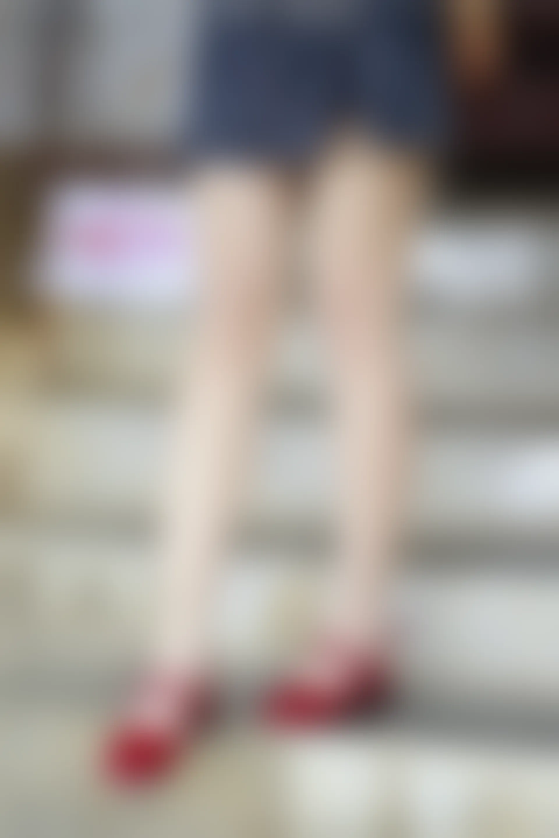 初夏女神 NO.045 依依 复古街头[130P+1V／4.44GB]