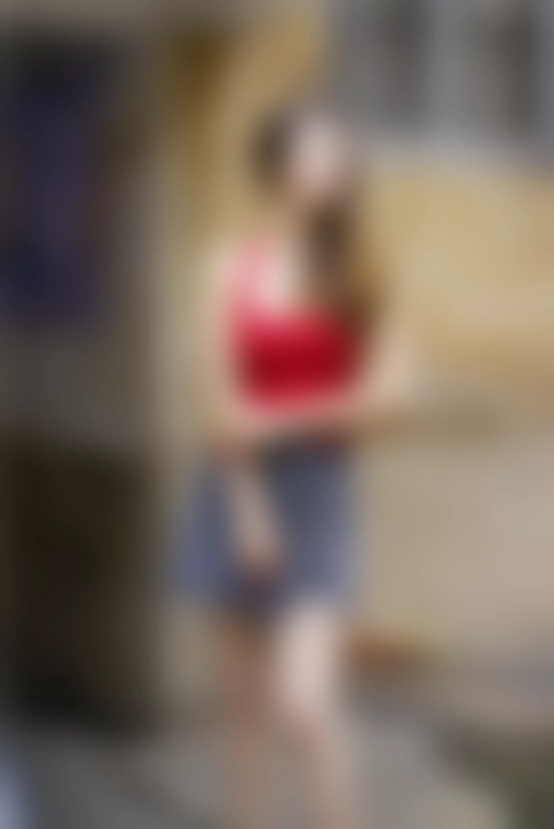 初夏女神 NO.045 依依 复古街头[130P+1V／4.44GB]