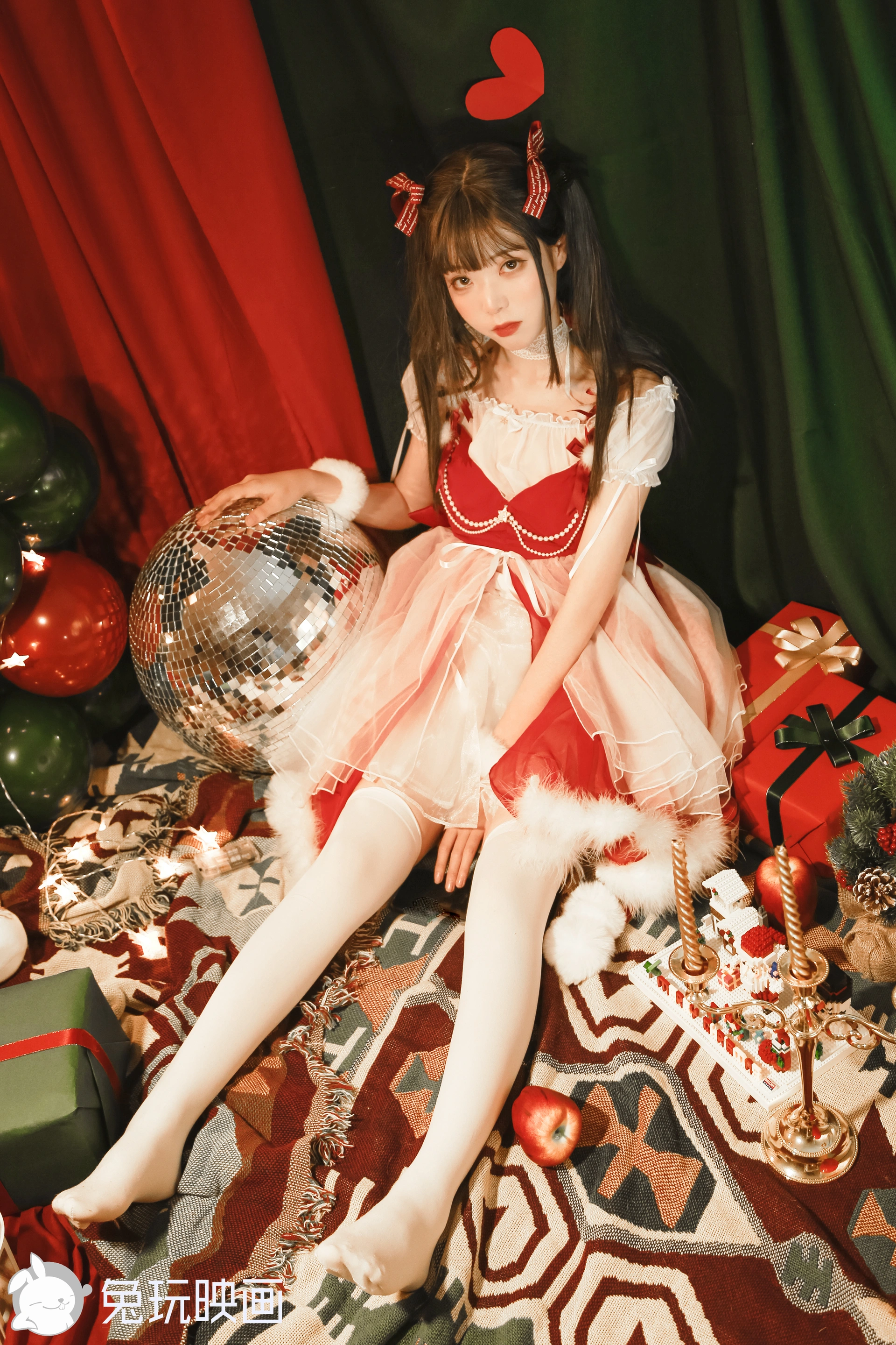 D51.002 红苹果和双马尾 [40P-497MB]