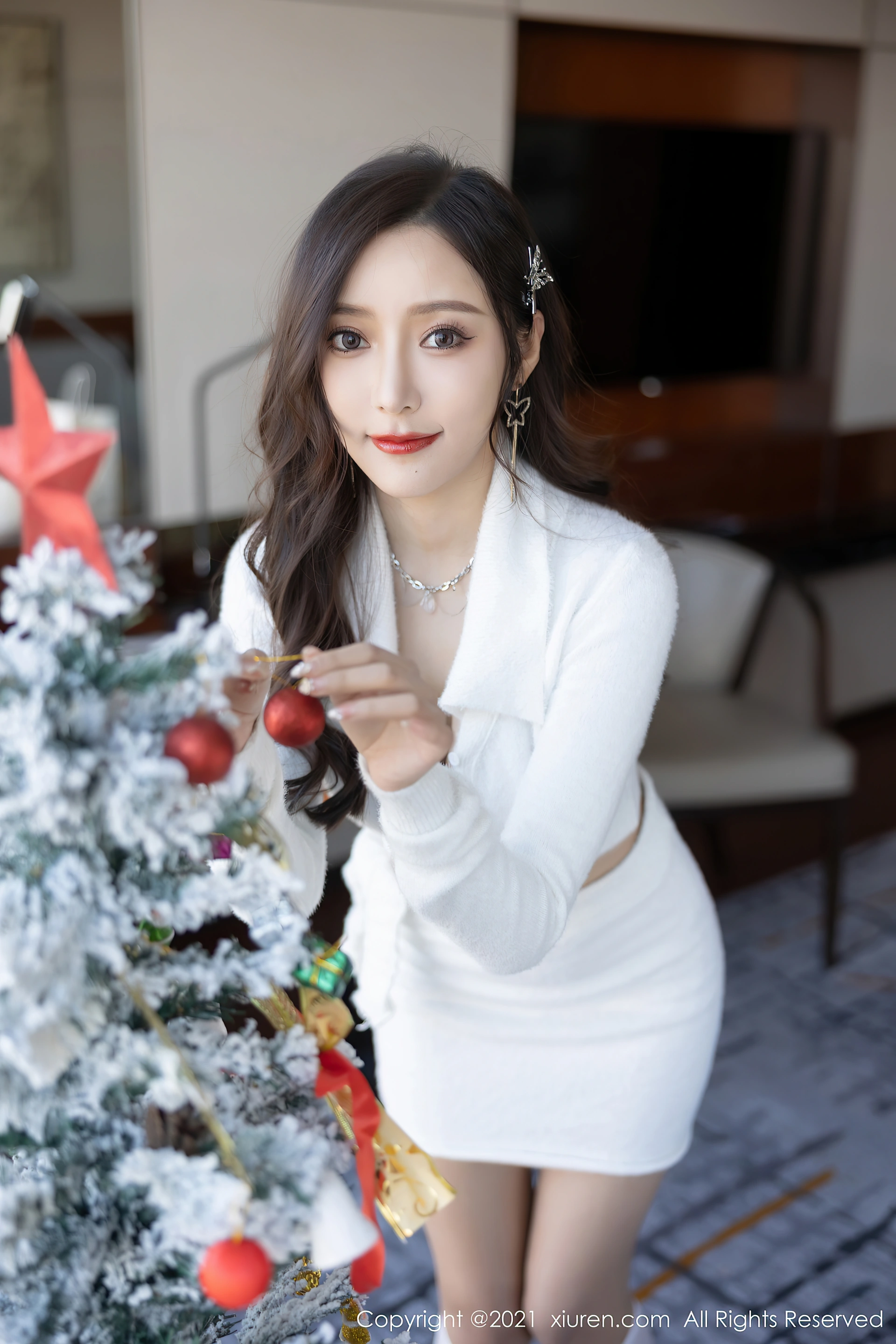 XiuRen秀人网 2021.12.20 No.4359 王馨瑶yanni 圣诞主题[82+1P 821MB]
