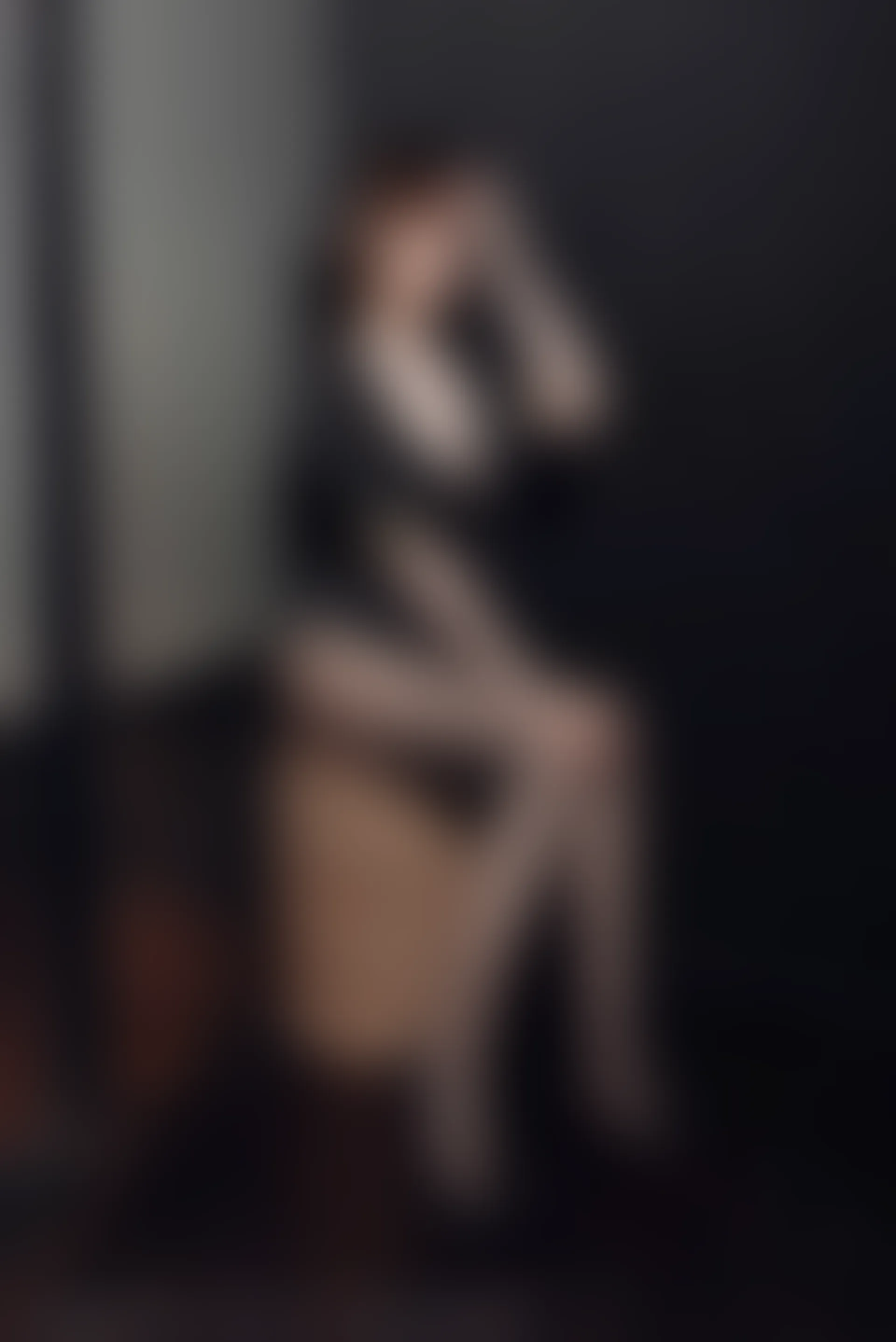 XiuRen秀人网 2021.12.17 No.4355 美桃酱 黑丝美腿[64+1P 697MB]