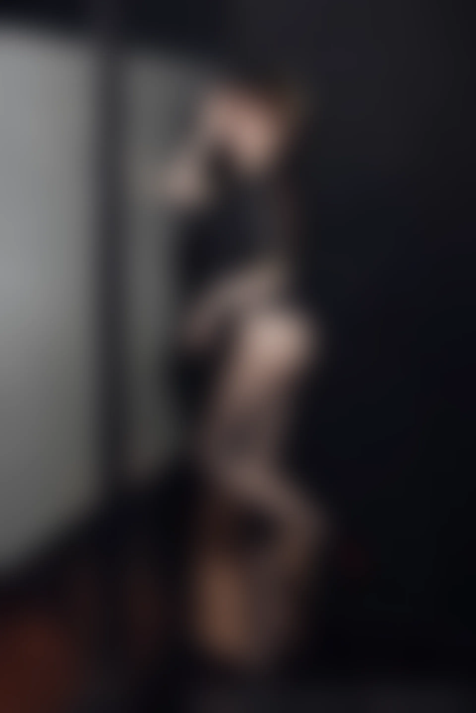 XiuRen秀人网 2021.12.17 No.4355 美桃酱 黑丝美腿[64+1P 697MB]