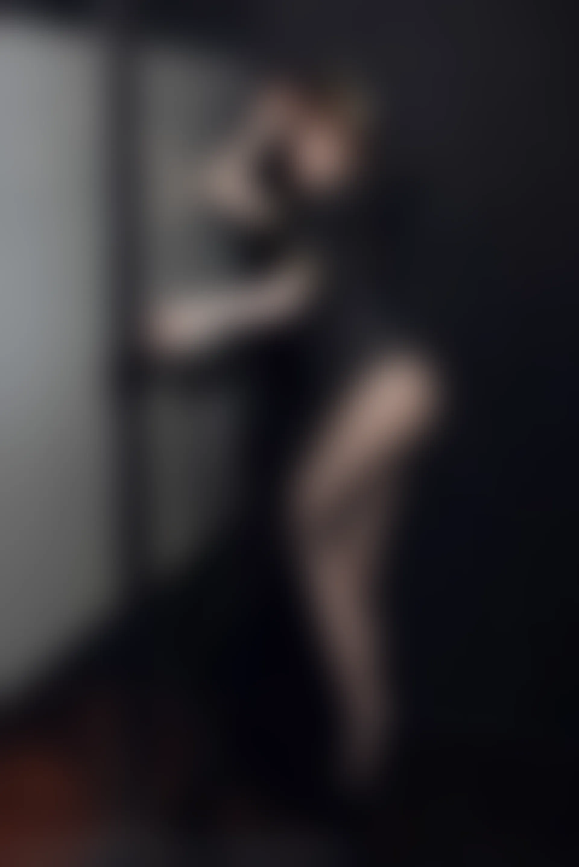 XiuRen秀人网 2021.12.17 No.4355 美桃酱 黑丝美腿[64+1P 697MB]