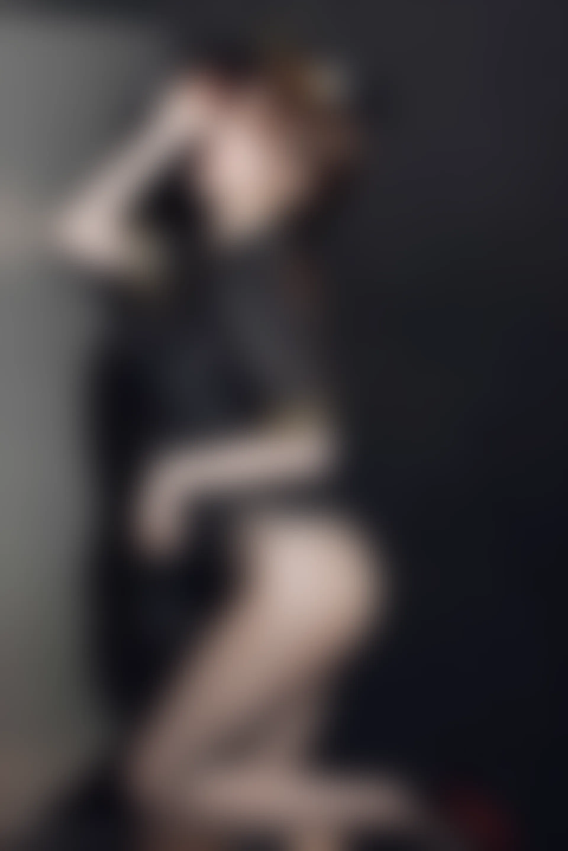 XiuRen秀人网 2021.12.17 No.4355 美桃酱 黑丝美腿[64+1P 697MB]