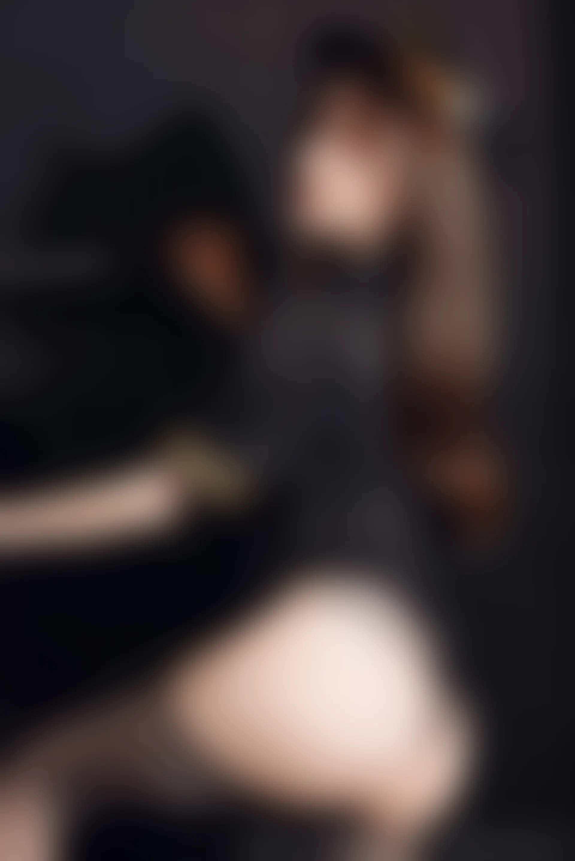 XiuRen秀人网 2021.12.17 No.4355 美桃酱 黑丝美腿[64+1P 697MB]