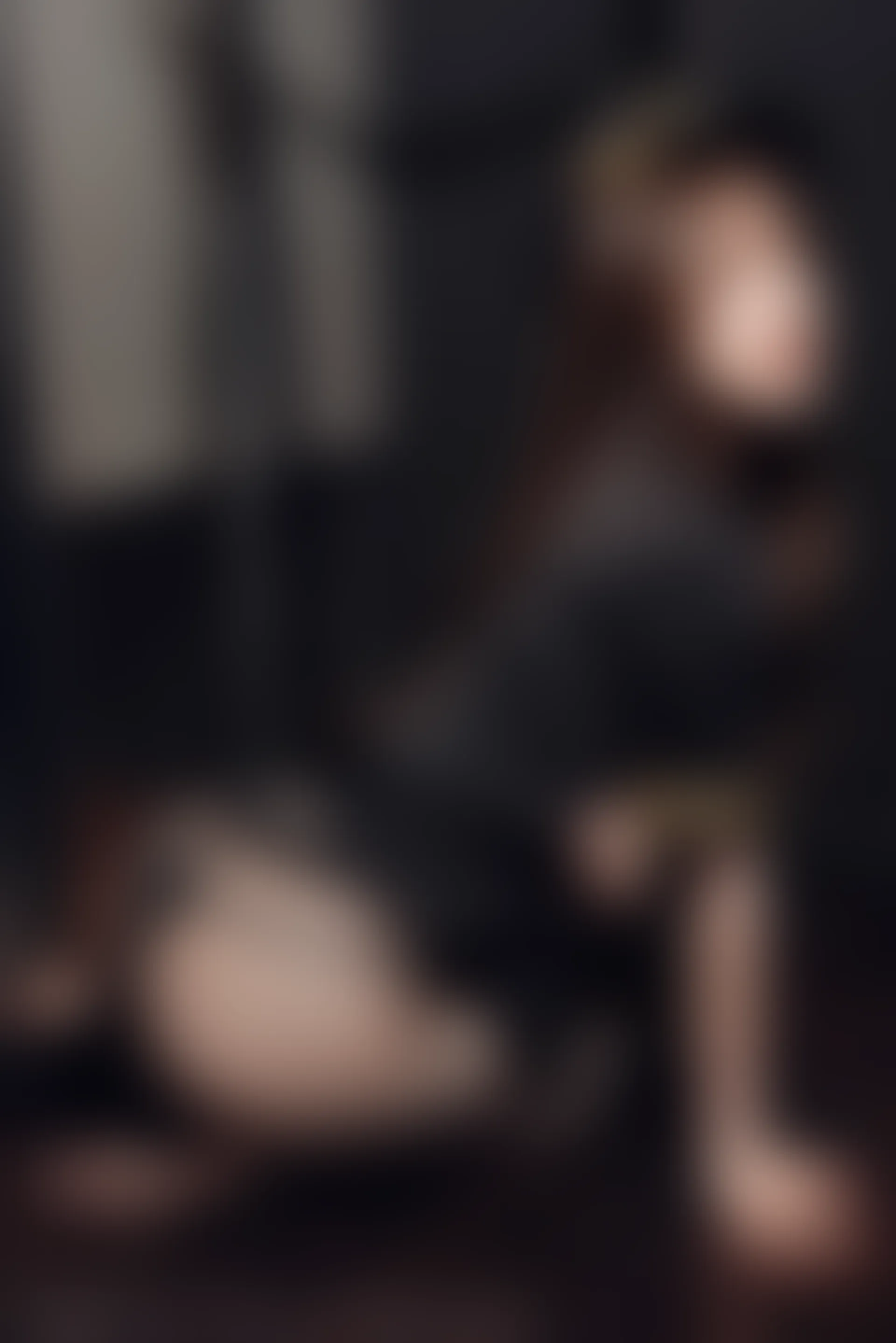 XiuRen秀人网 2021.12.17 No.4355 美桃酱 黑丝美腿[64+1P 697MB]