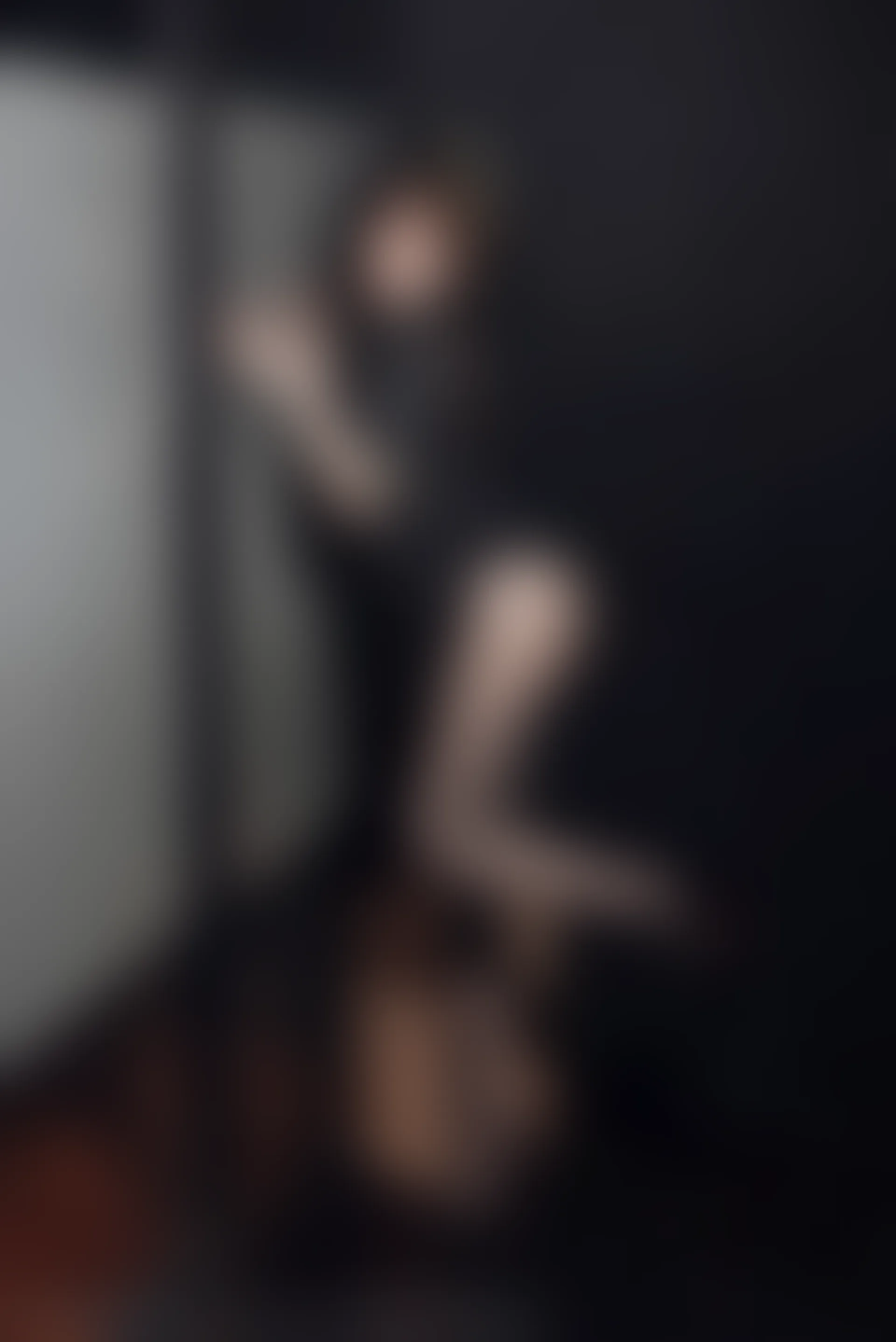 XiuRen秀人网 2021.12.17 No.4355 美桃酱 黑丝美腿[64+1P 697MB]
